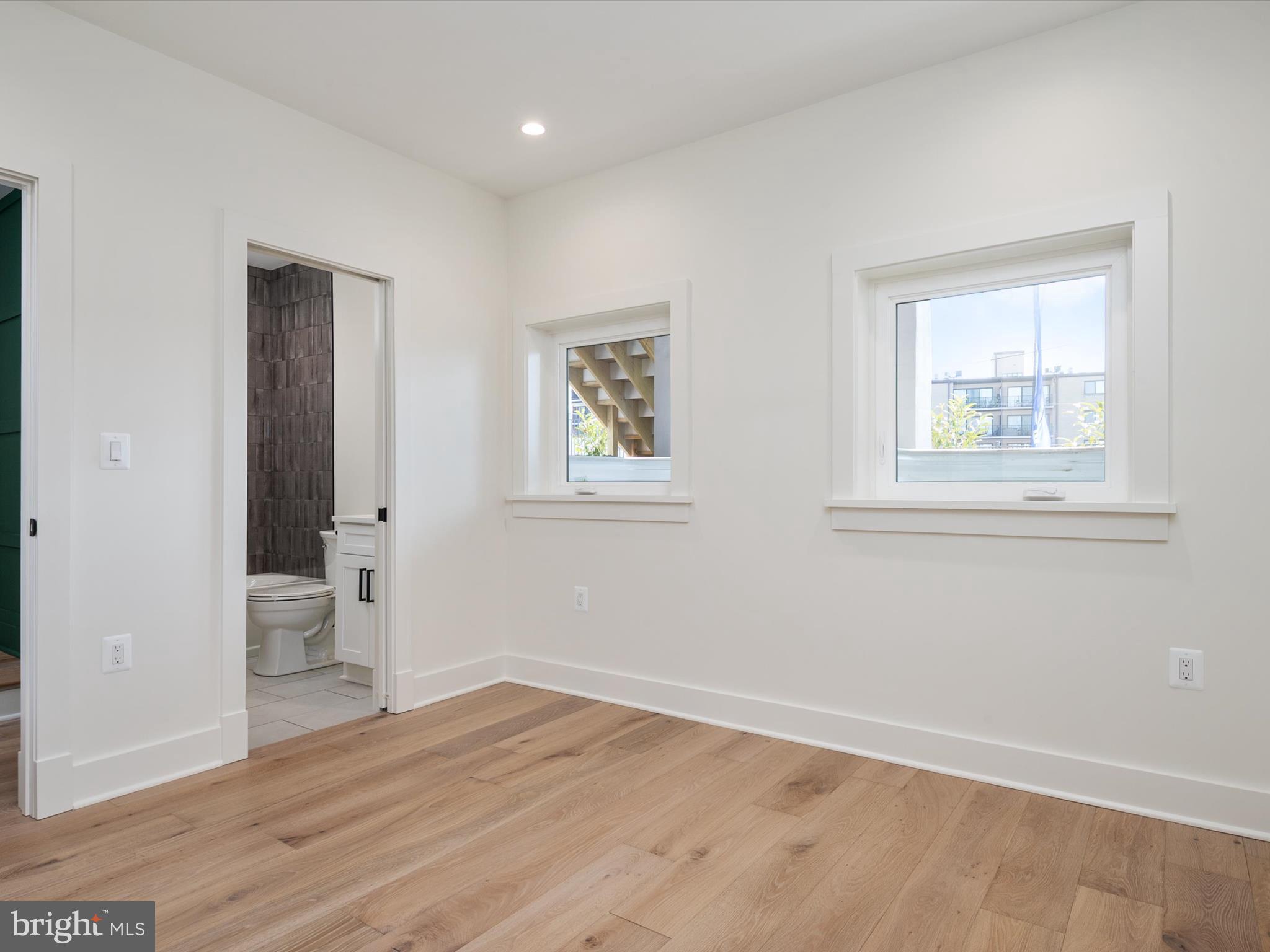 SUFFRAGE POINT - Residential