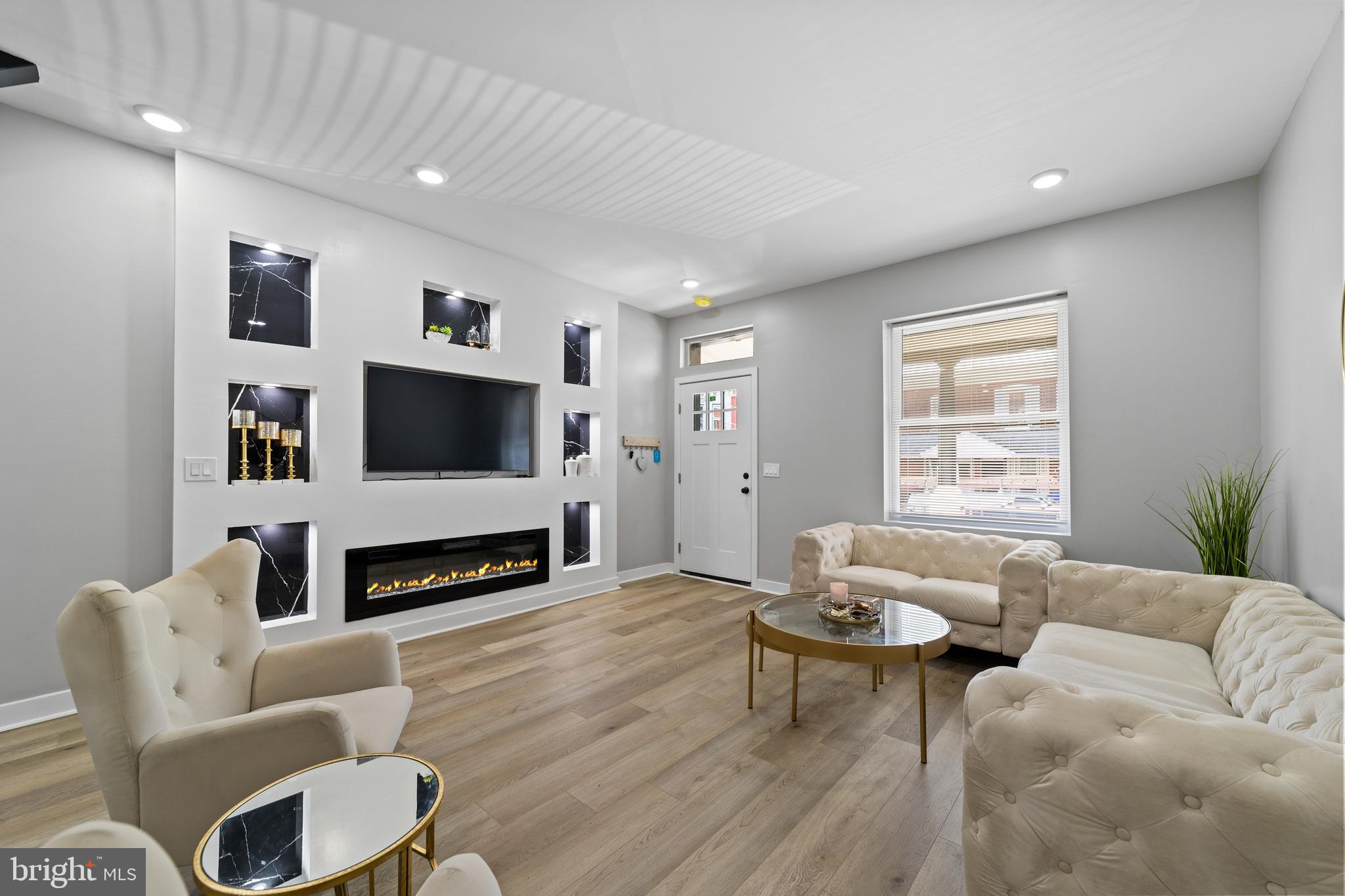 FRANKFORD - Residential
