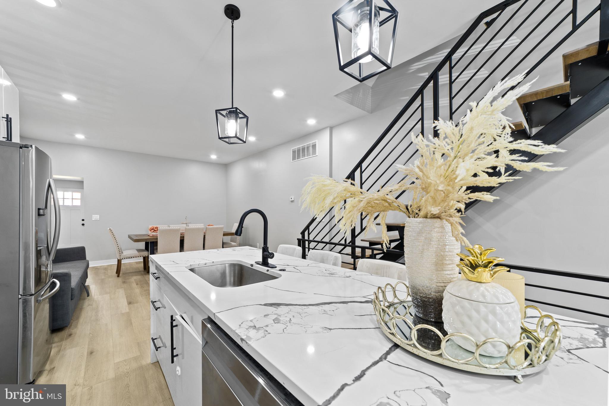 FRANKFORD - Residential