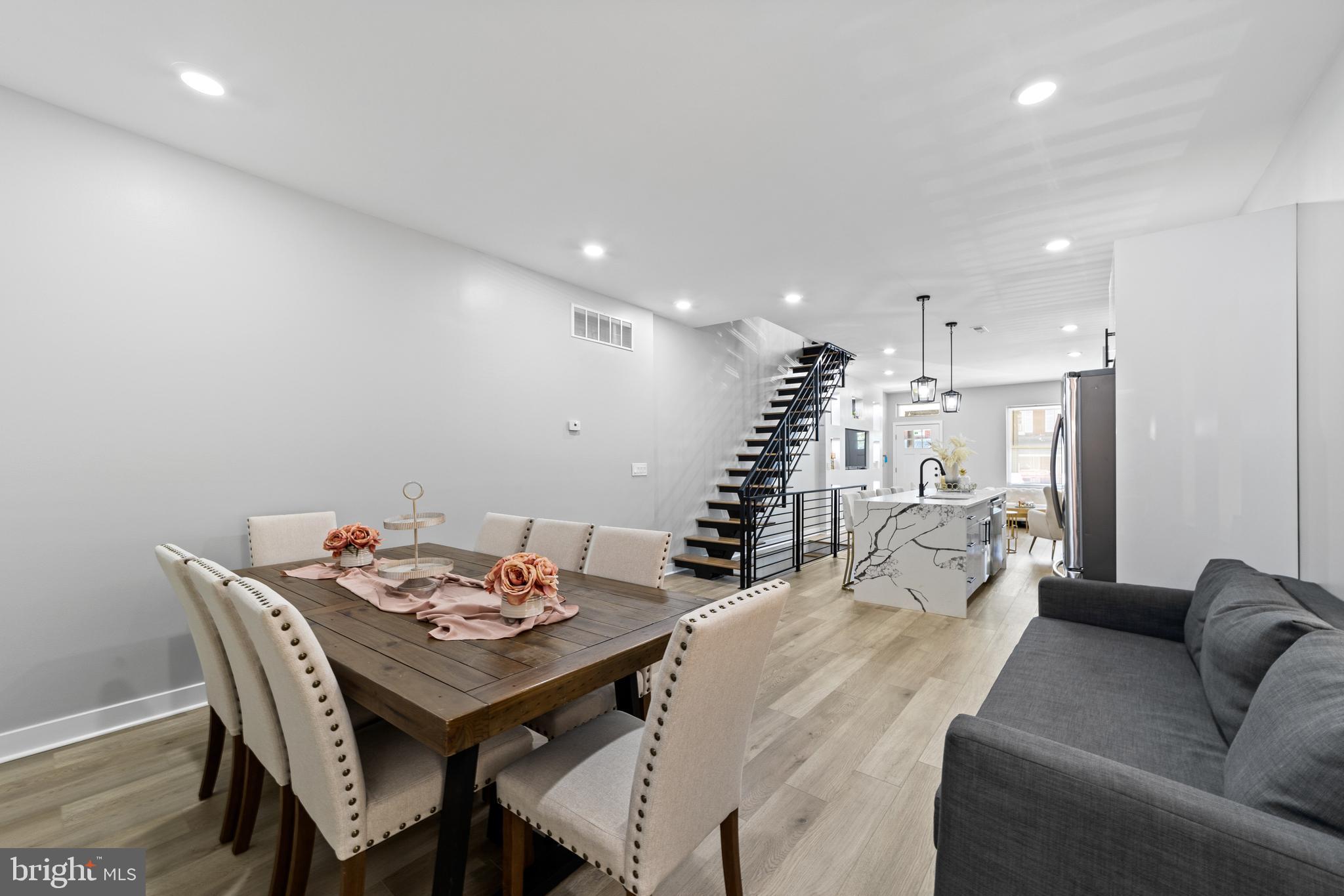 FRANKFORD - Residential