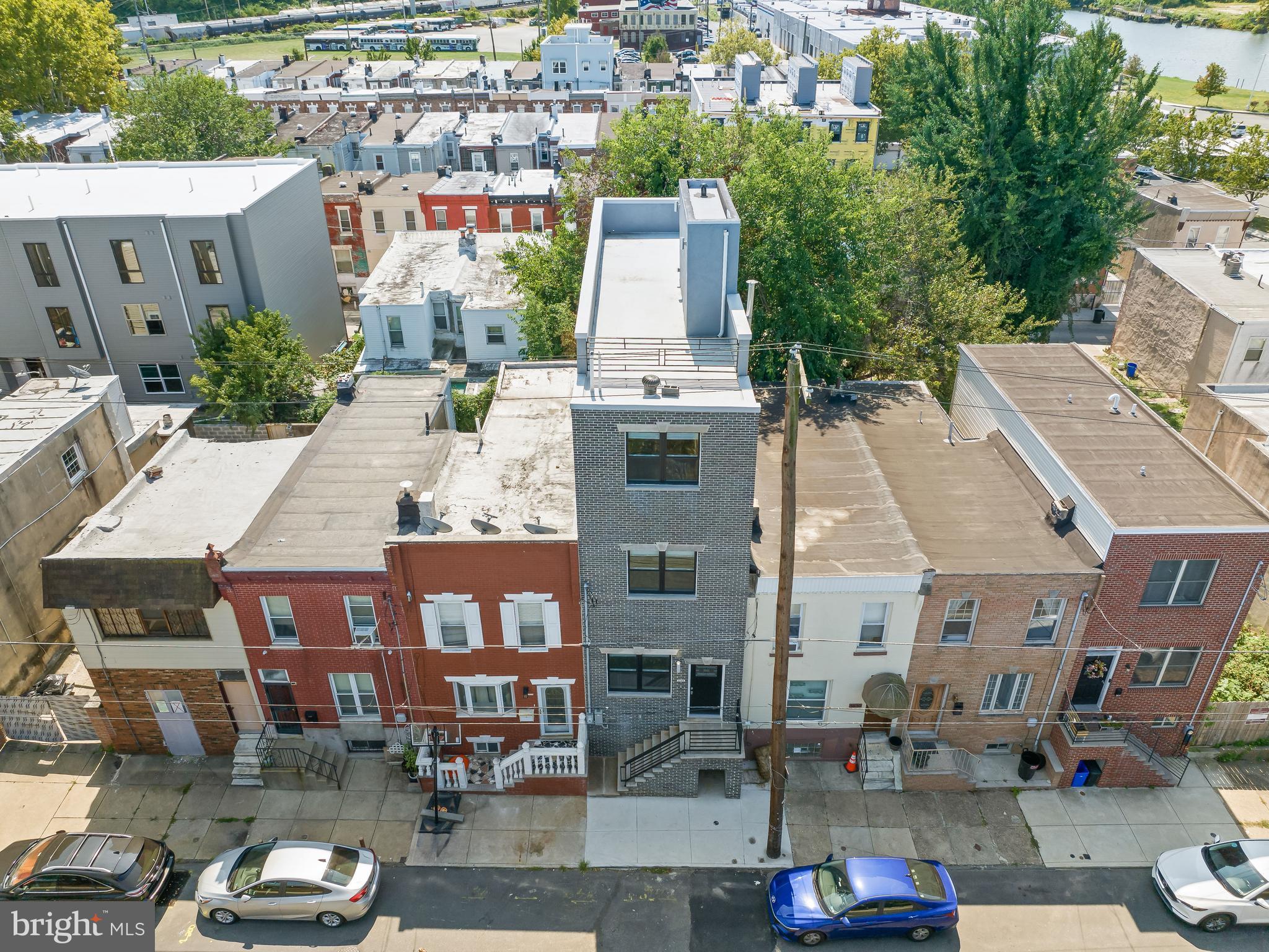 FORGOTTEN BOTTOM - Residential