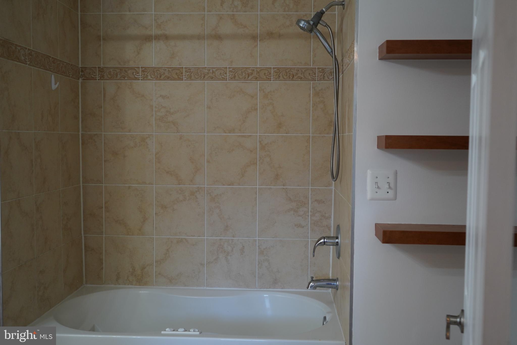 BRESNAHAN'S SUB - Residential