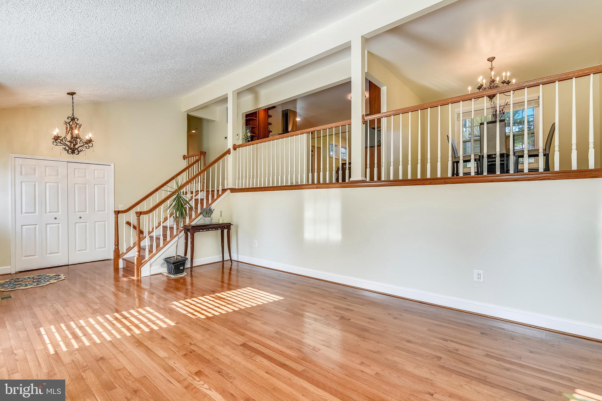 OLD COURTHOUSE WOODS - Residential Lease