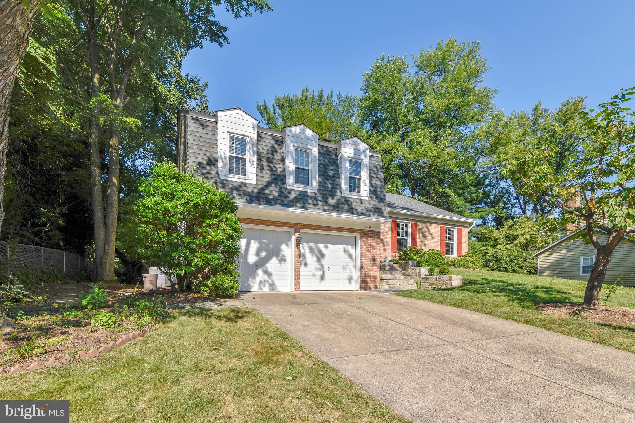 OLD COURTHOUSE WOODS - Residential Lease