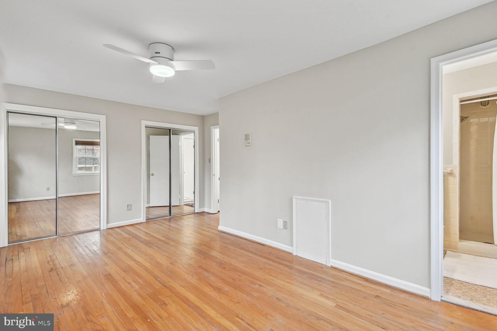 RESTON - Residential