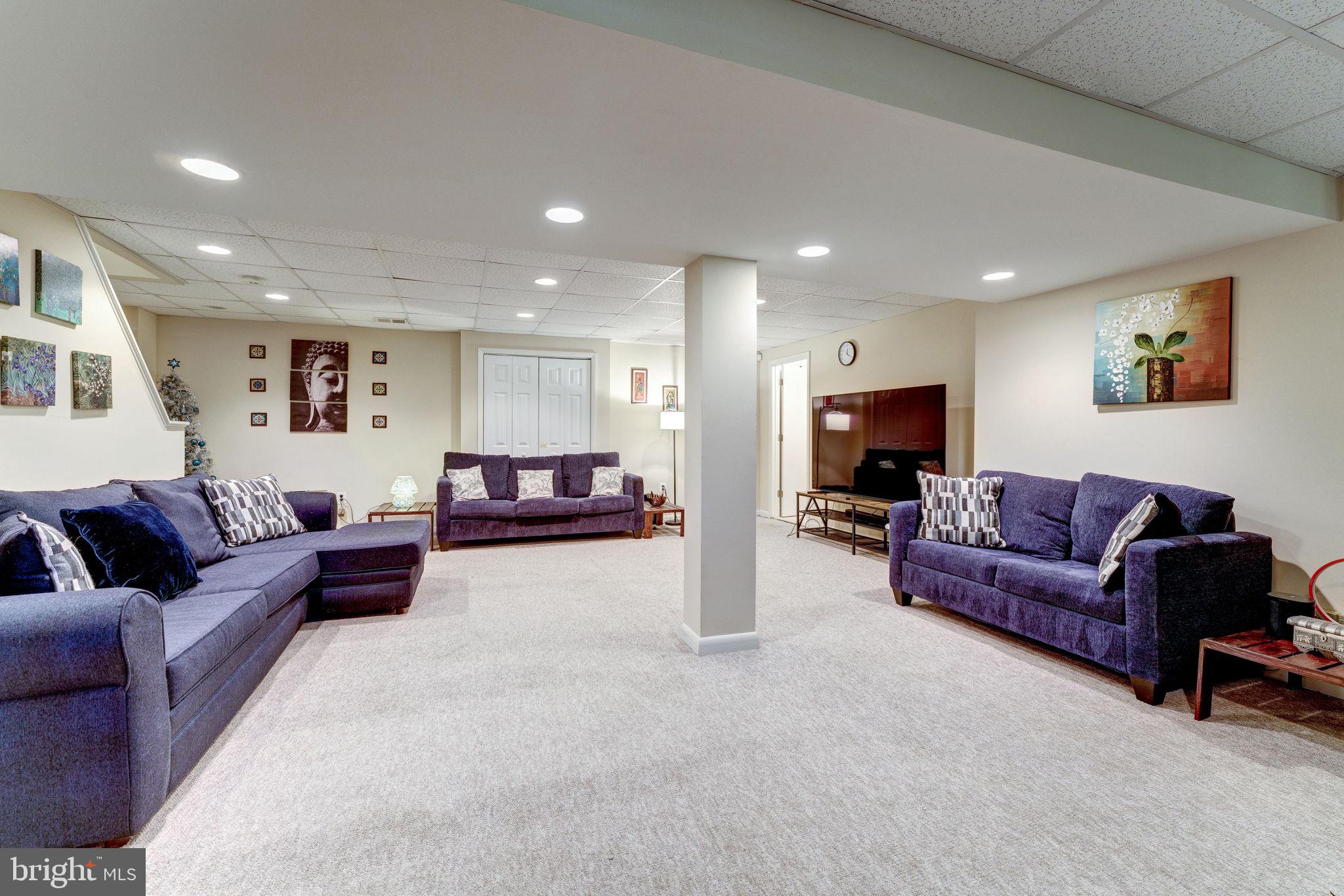 HERITAGE FARM - Residential Lease