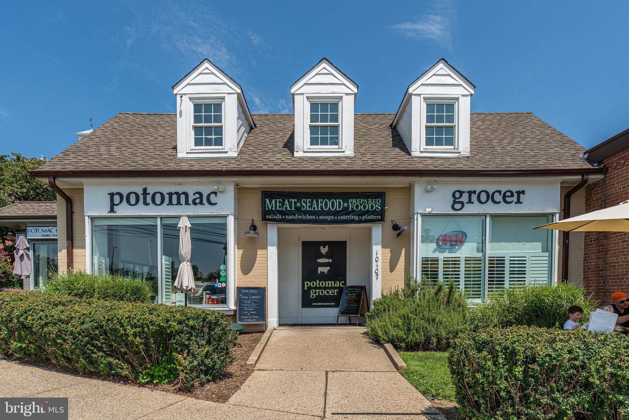 HERITAGE FARM - Residential Lease