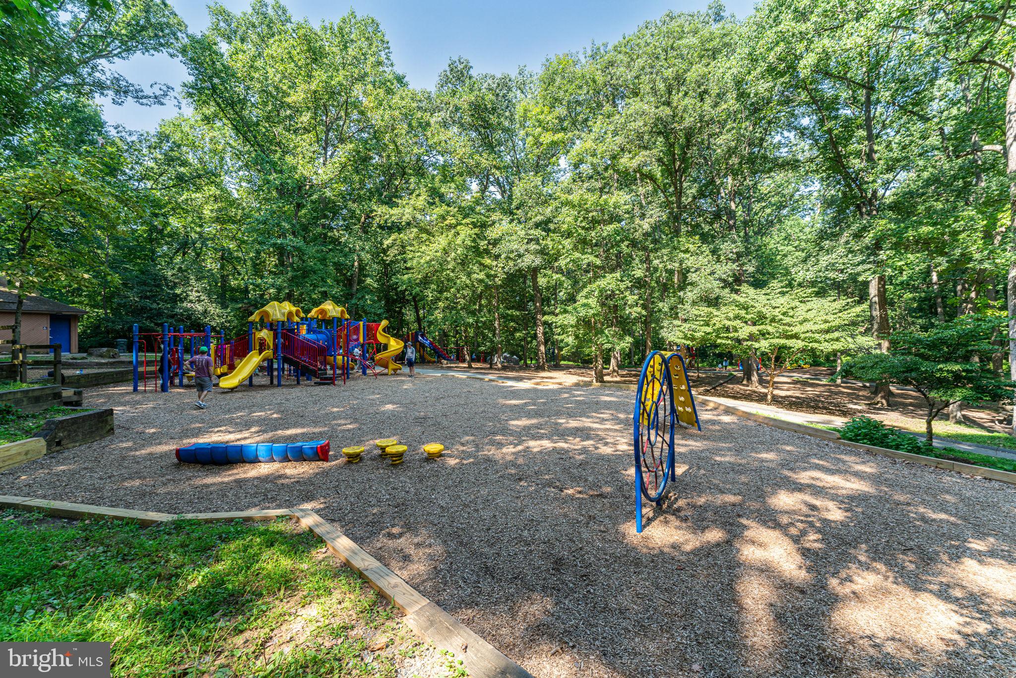 HERITAGE FARM - Residential Lease