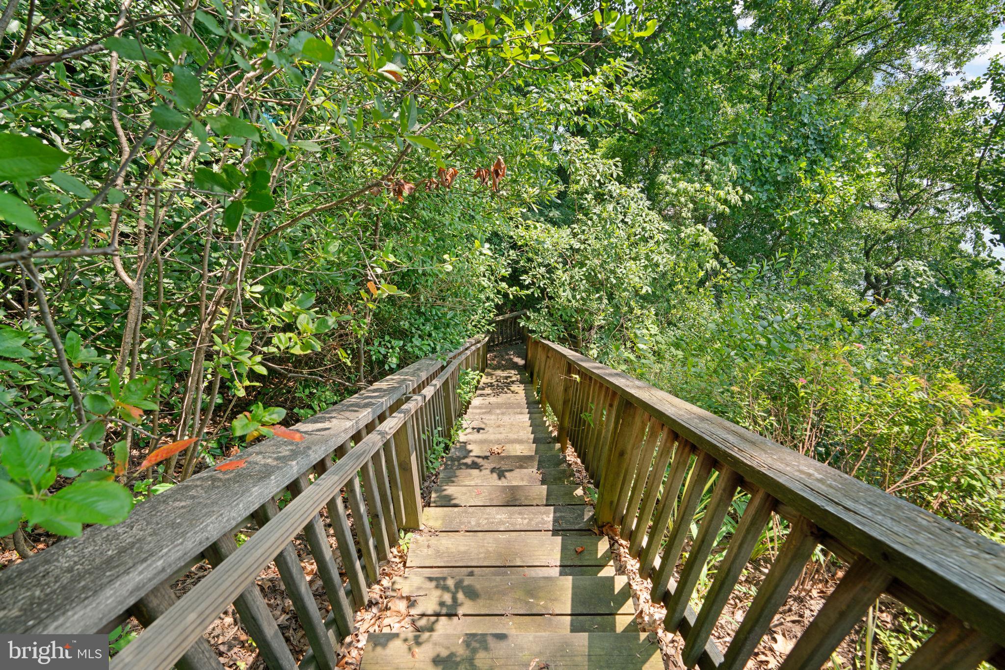 ROUND BAY - Residential