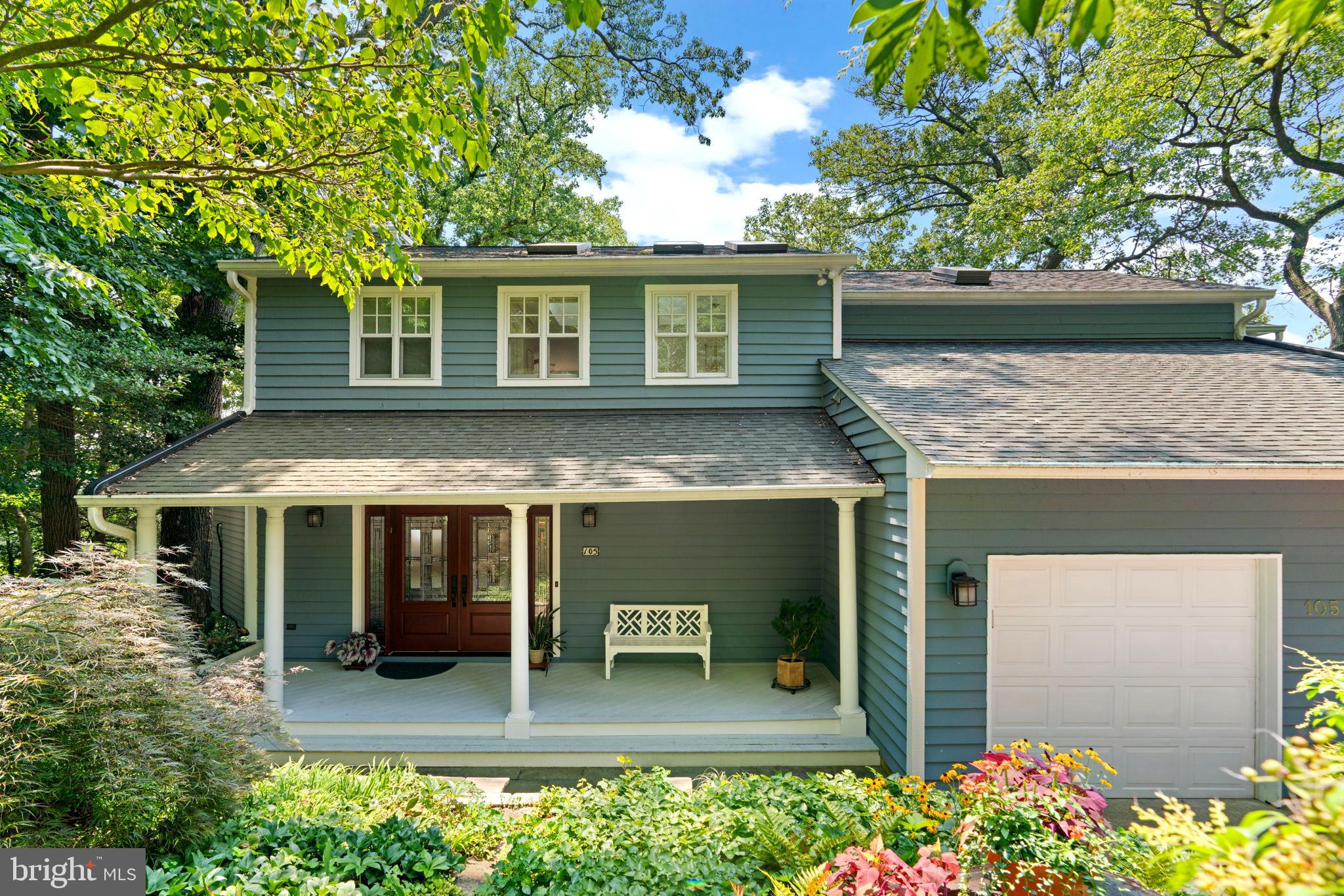 105 TRAILING IVY LANE