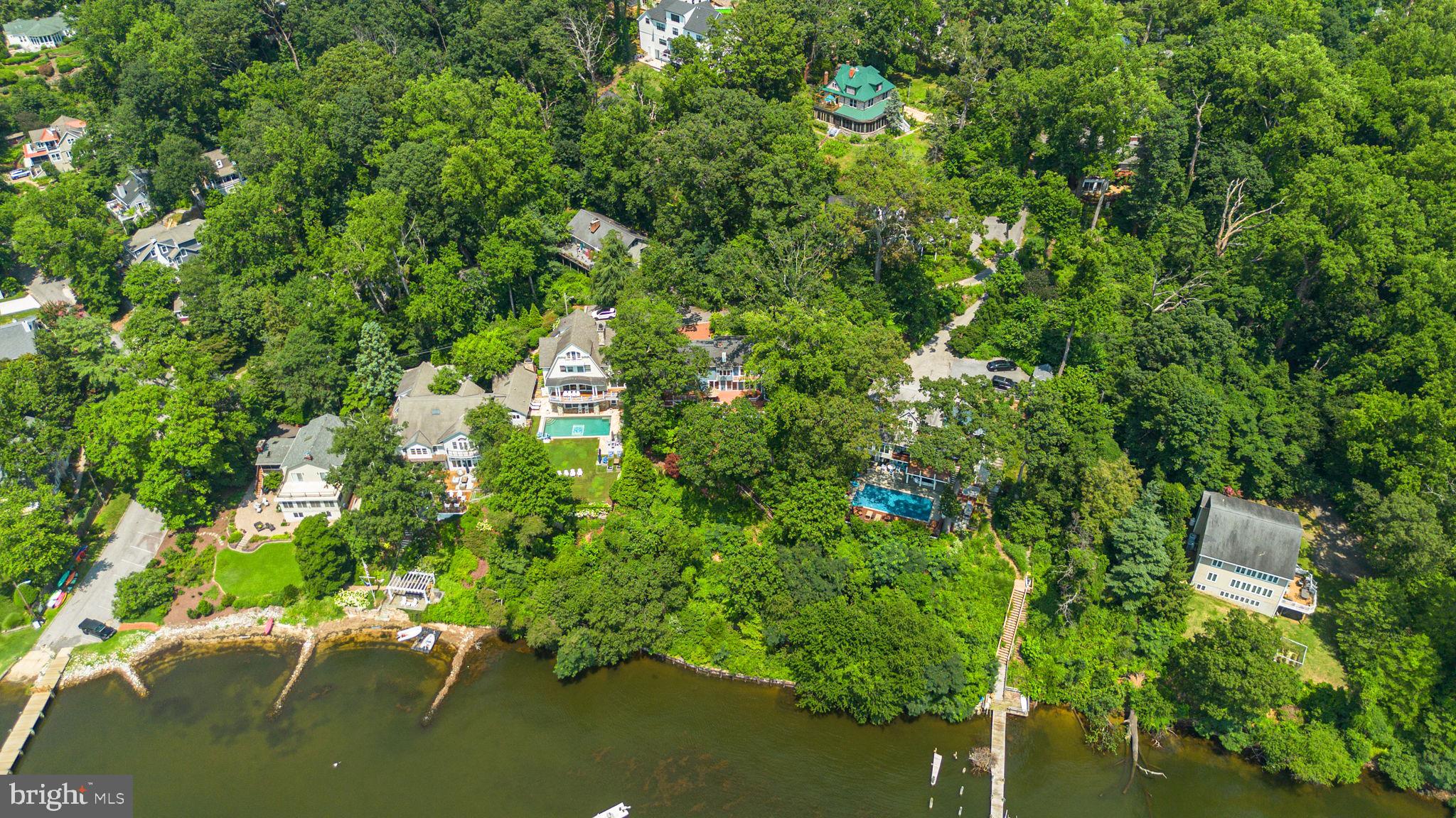 ROUND BAY - Residential