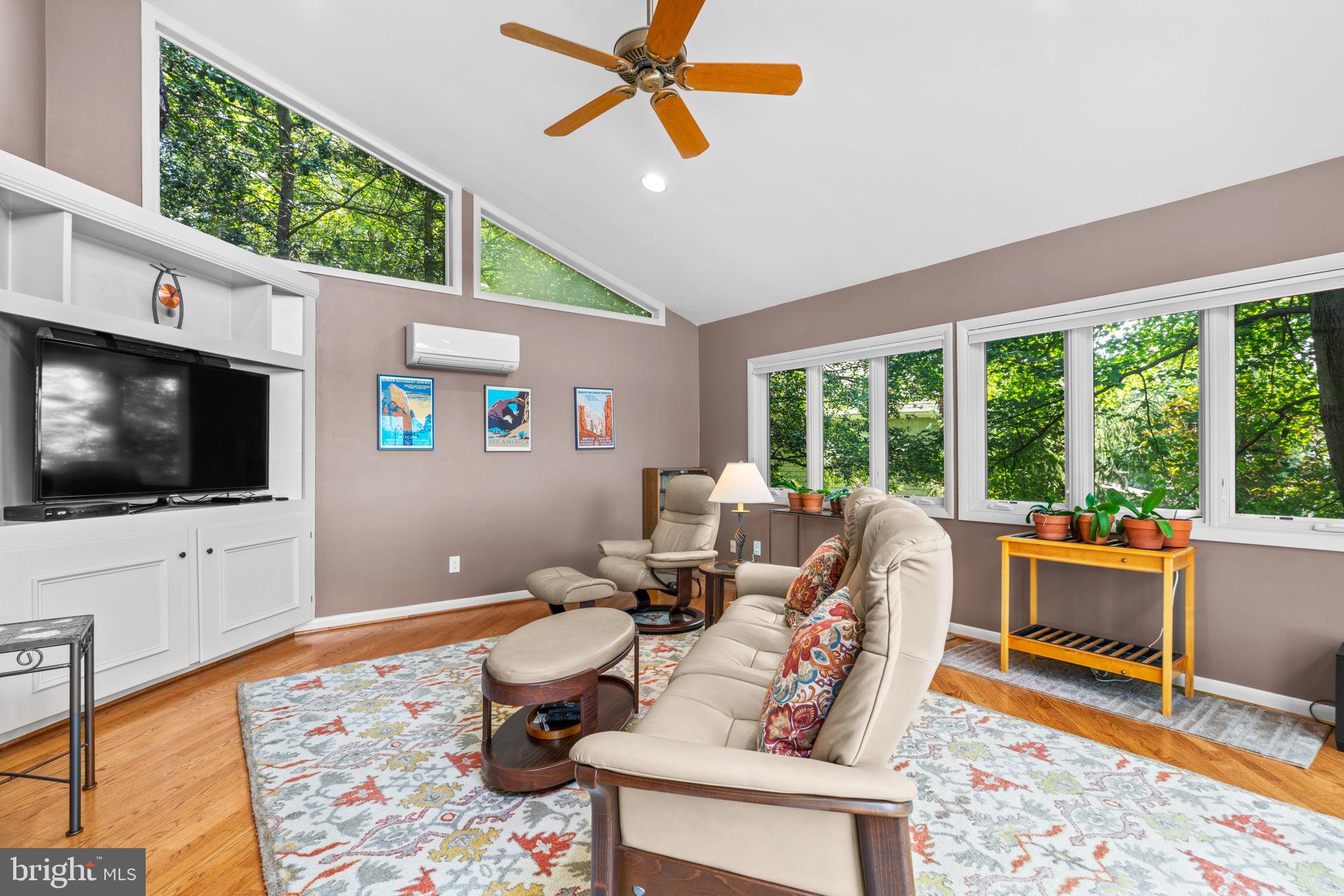 ROUND BAY - Residential