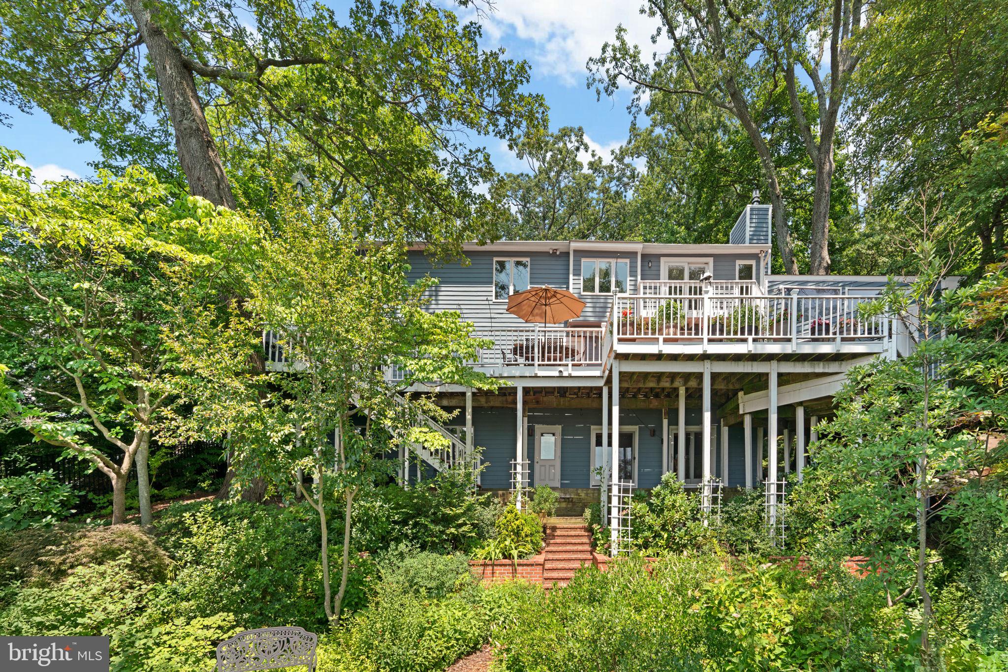 ROUND BAY - Residential