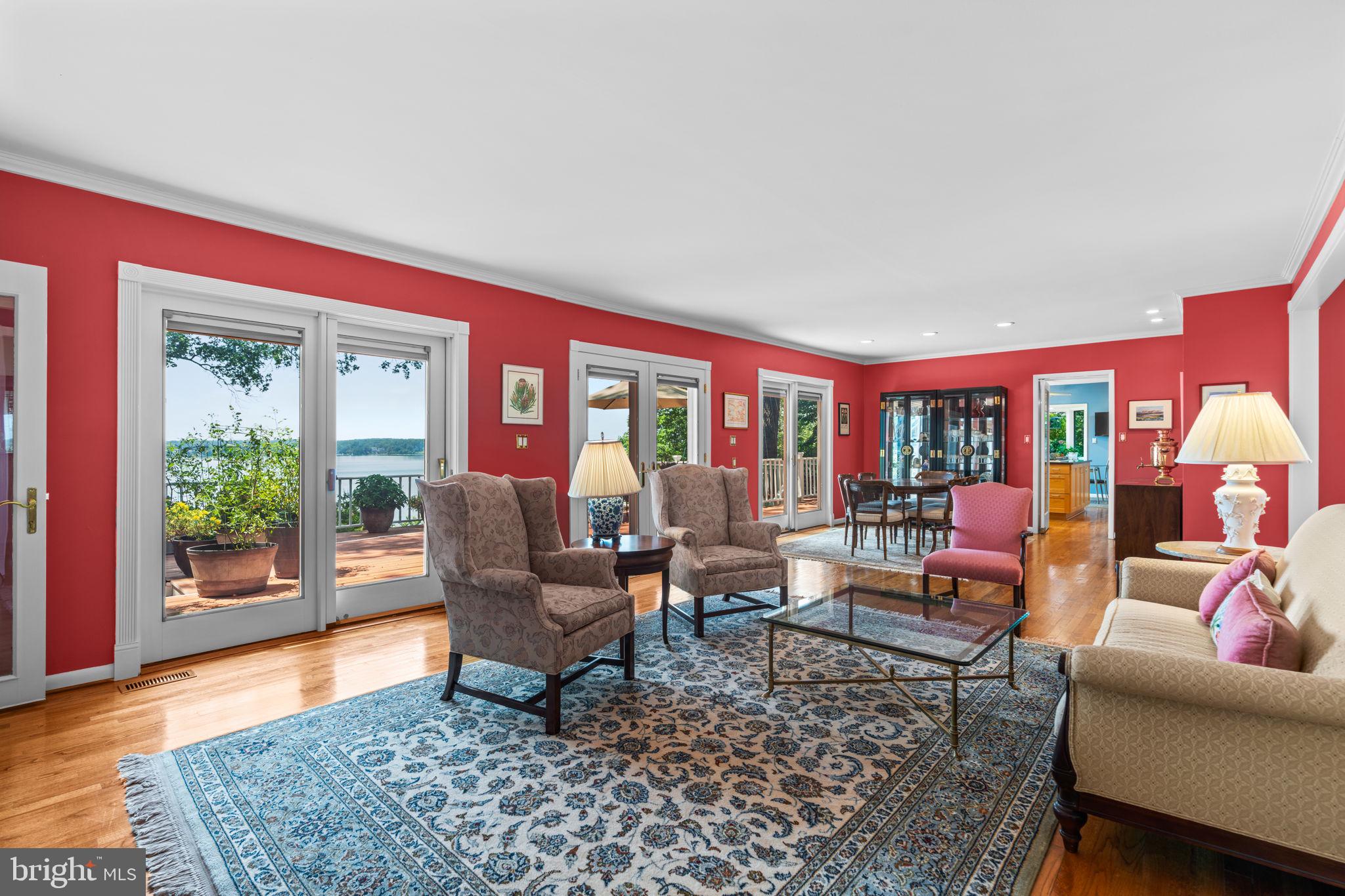 ROUND BAY - Residential