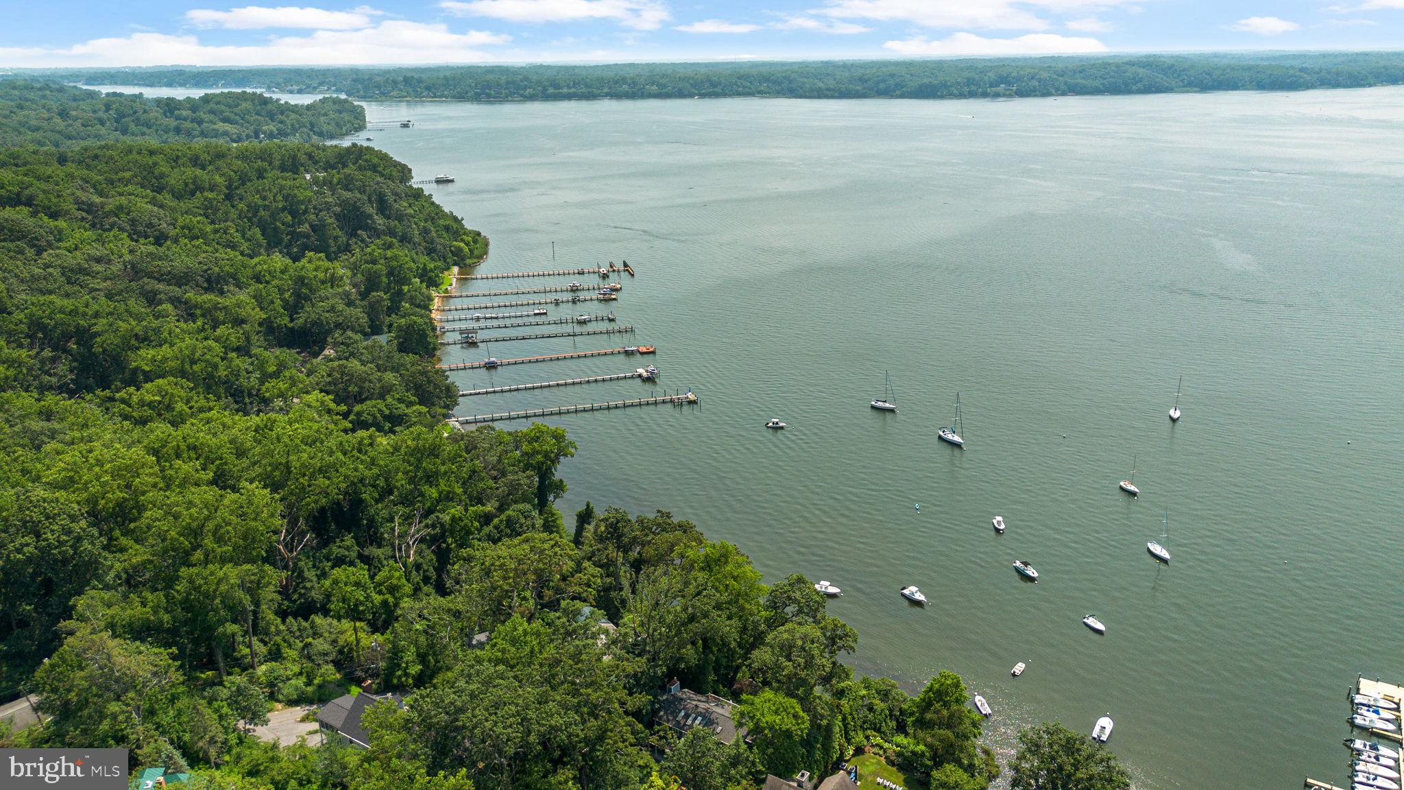 ROUND BAY - Residential