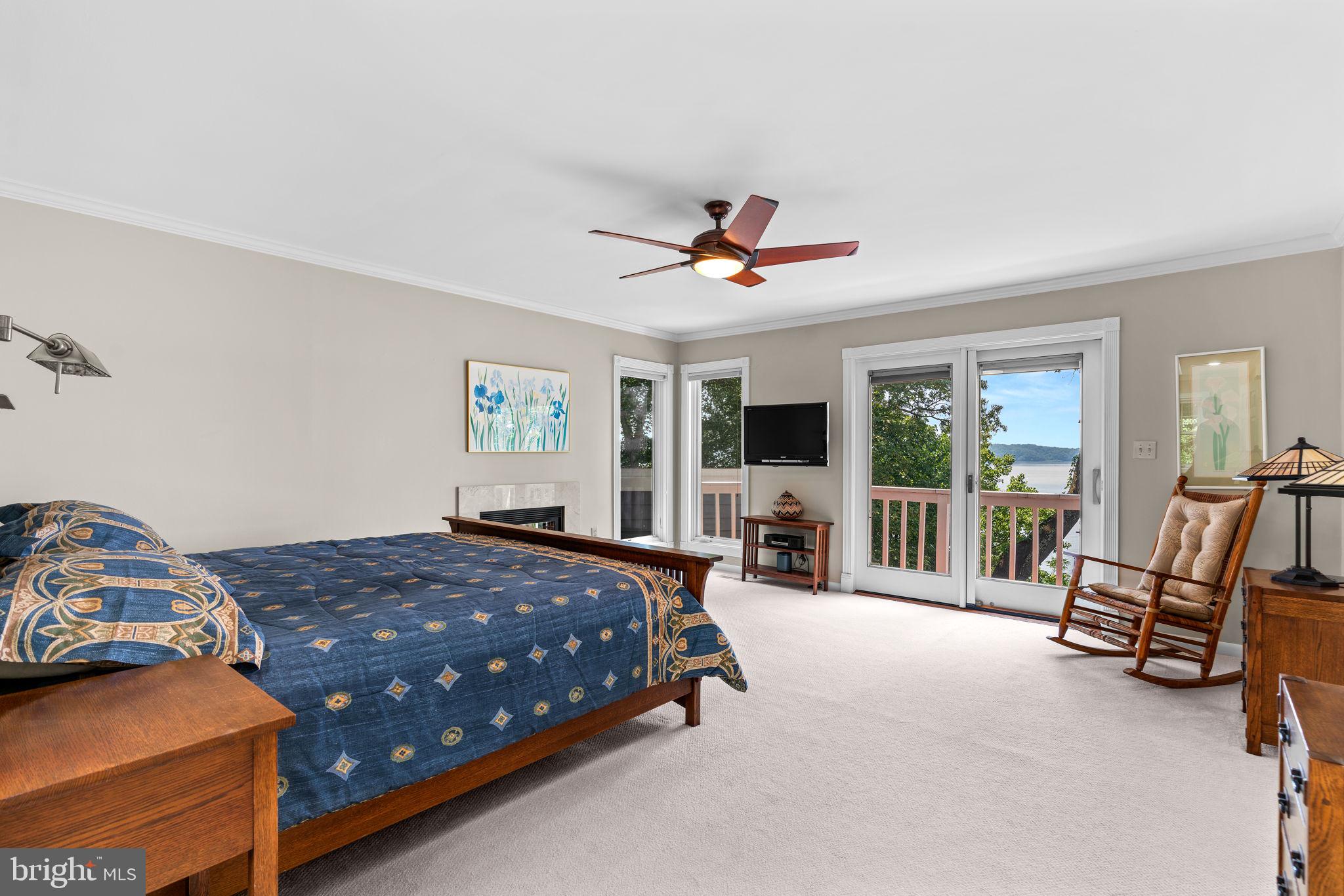 ROUND BAY - Residential