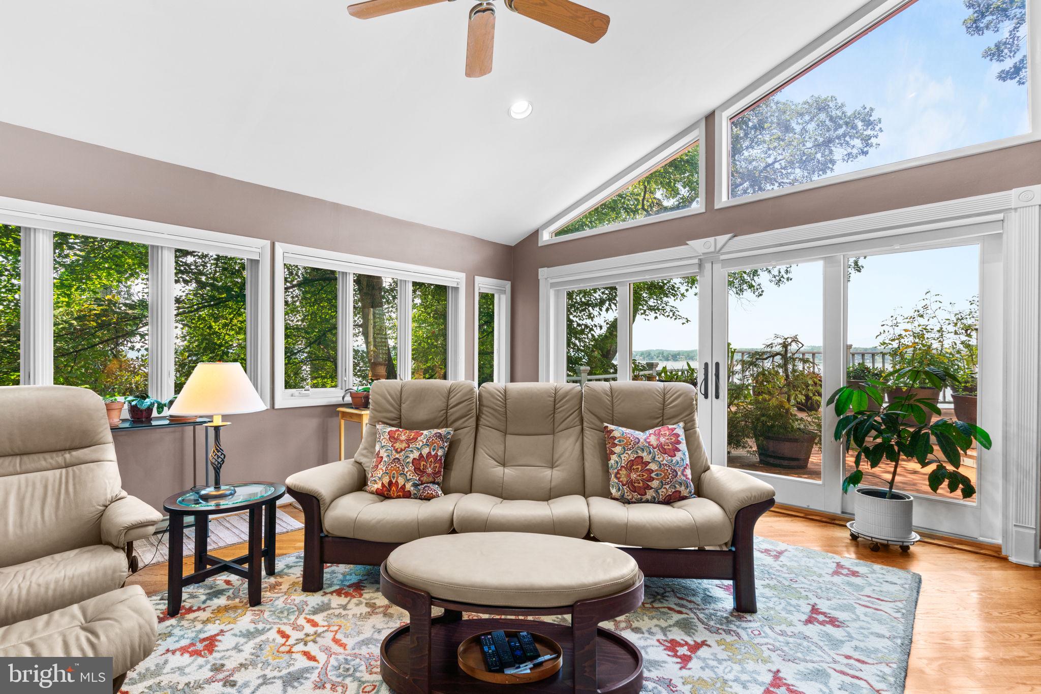 ROUND BAY - Residential