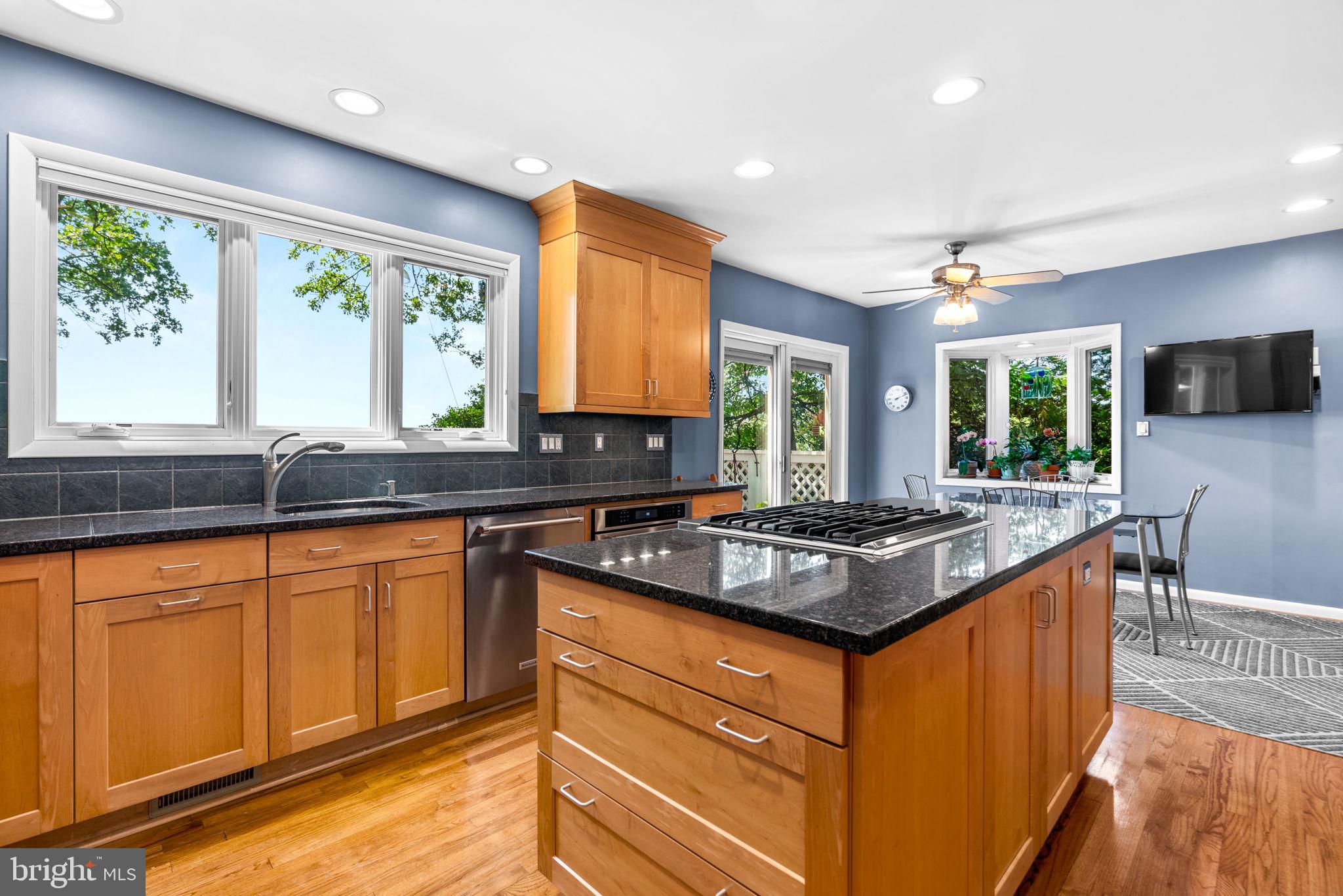 ROUND BAY - Residential