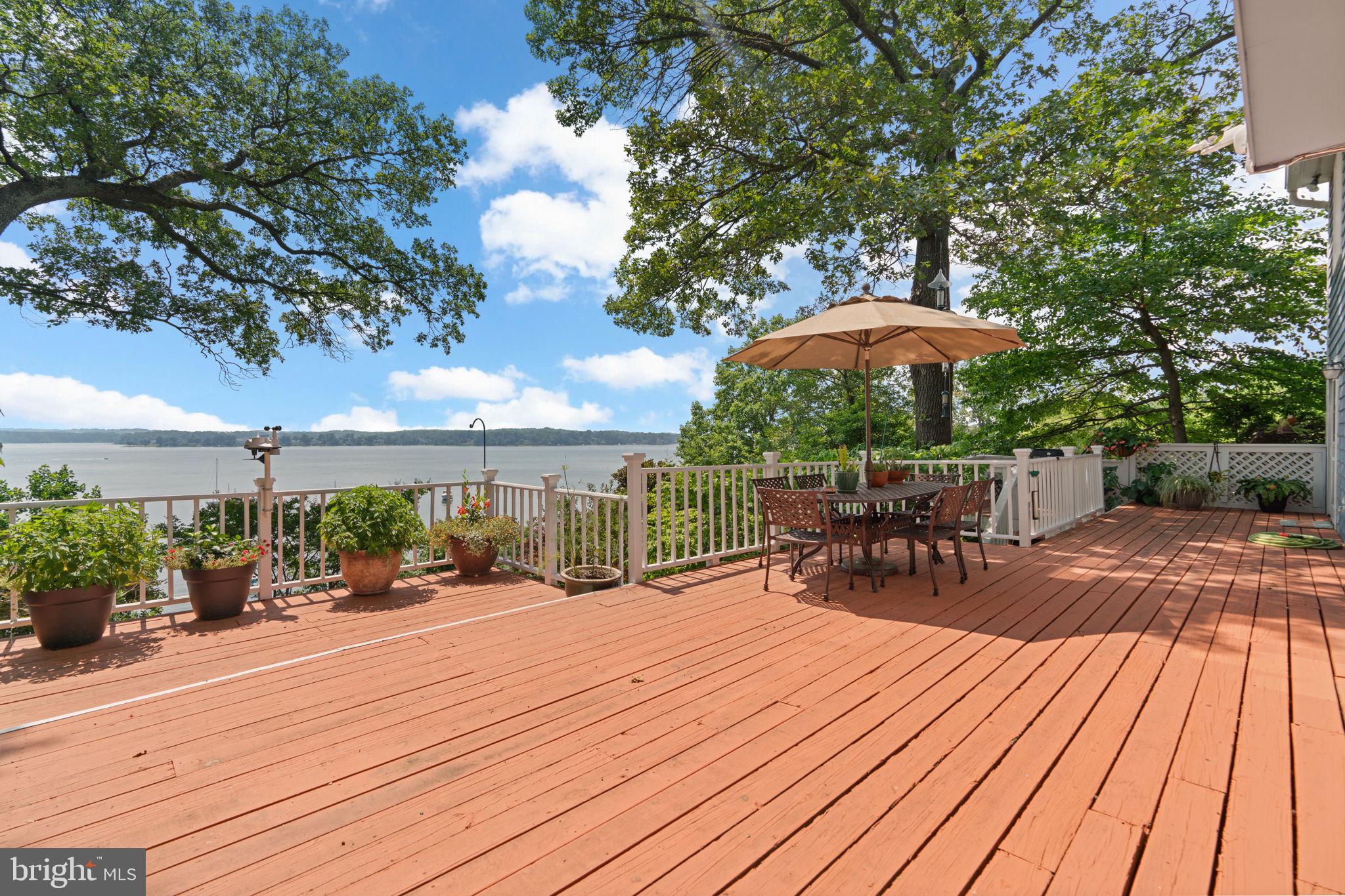 ROUND BAY - Residential