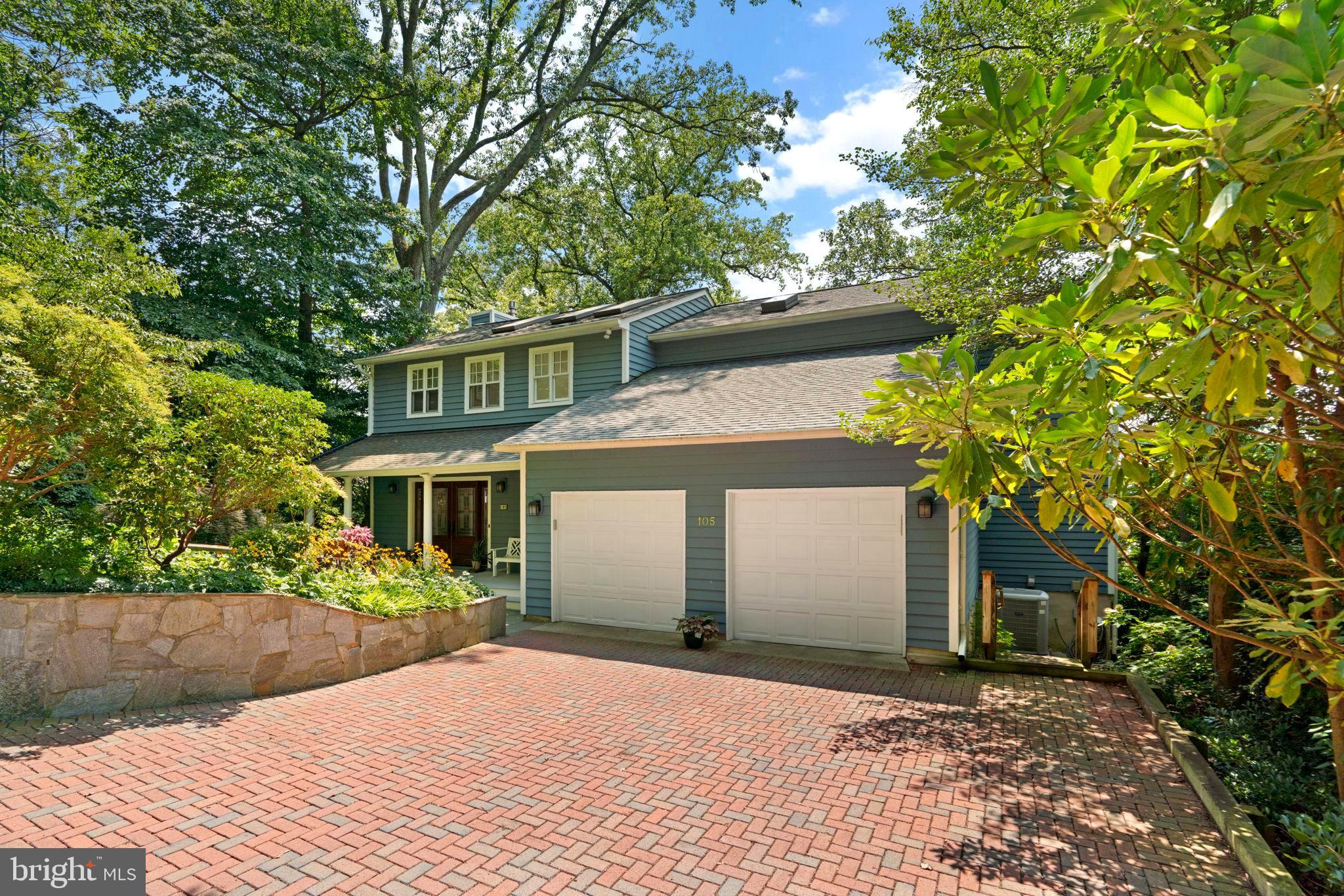 105 TRAILING IVY LANE