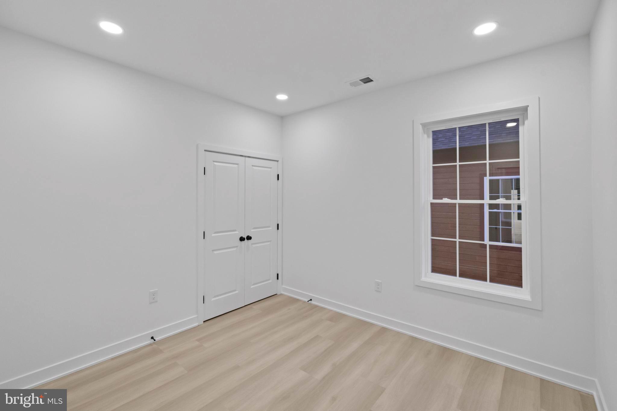 MARYLAND CITY - Residential