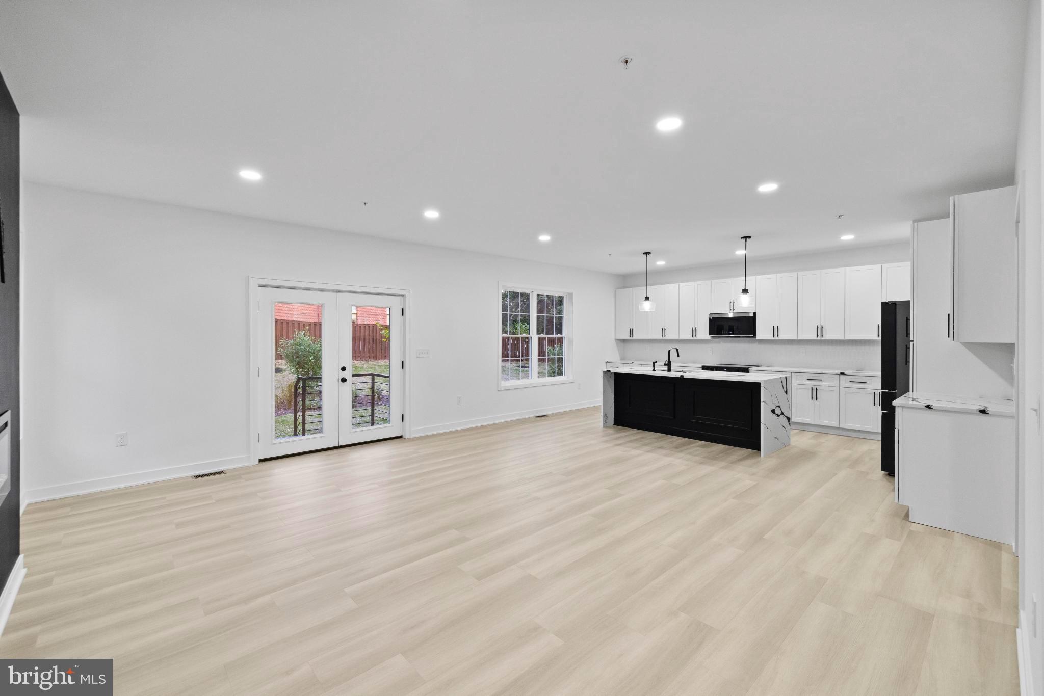 MARYLAND CITY - Residential