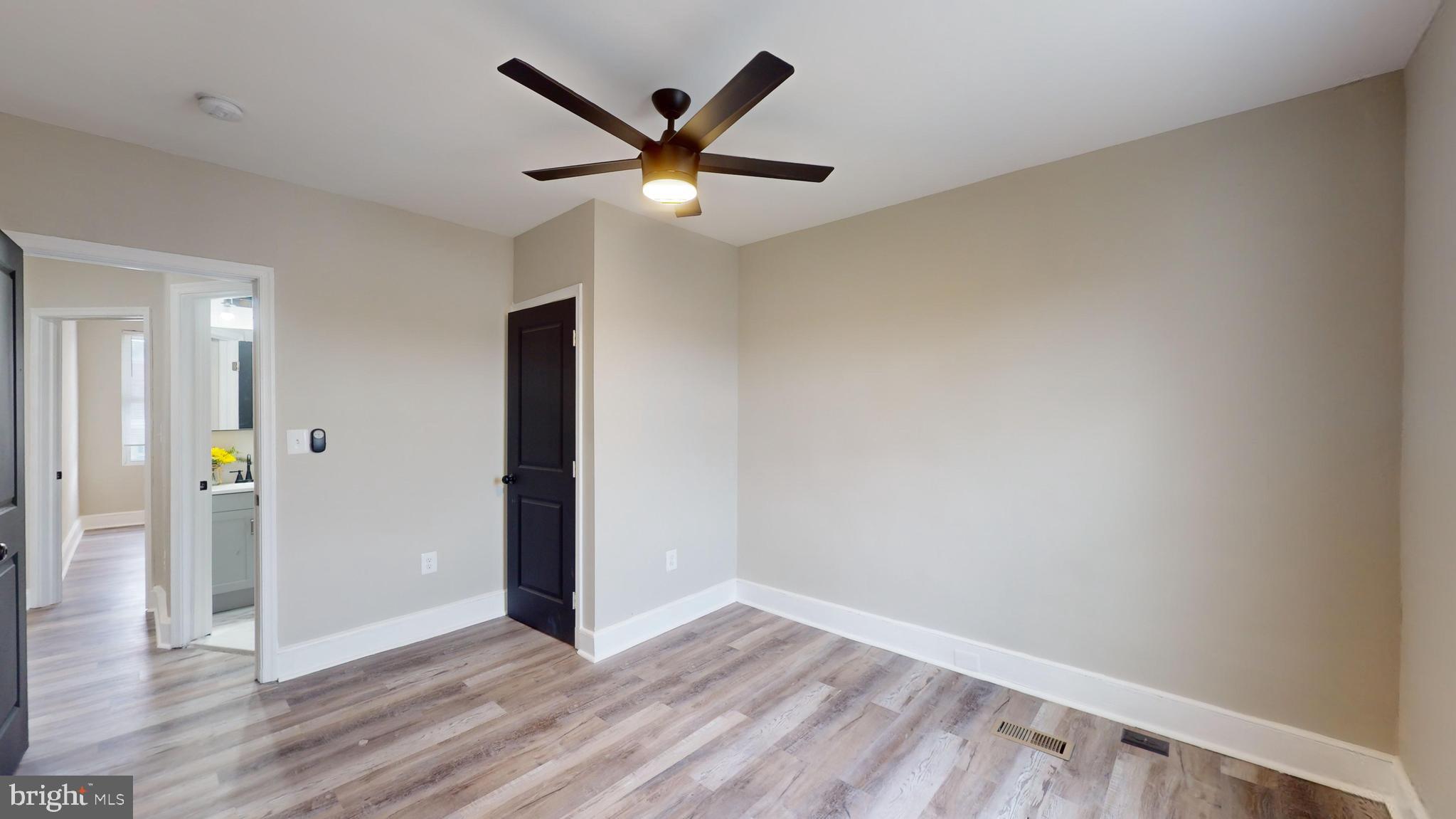 GREENSPRING - Residential