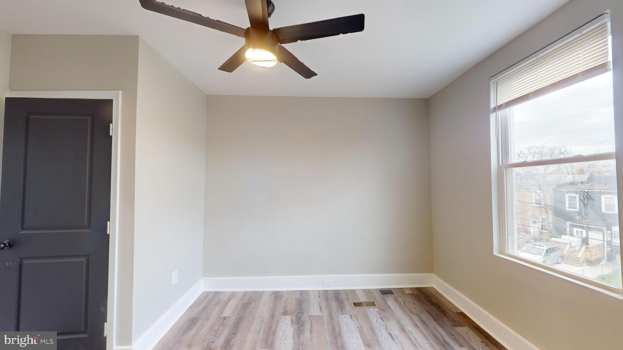 GREENSPRING - Residential