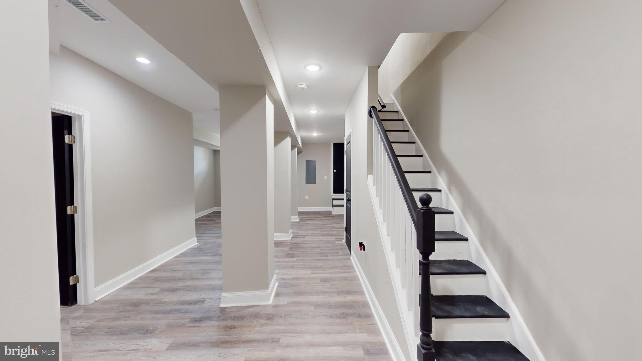 GREENSPRING - Residential