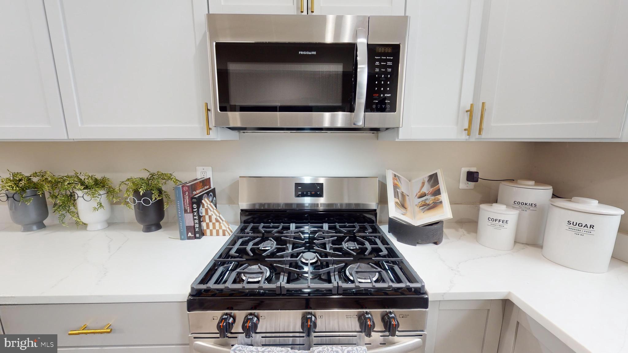 GREENSPRING - Residential