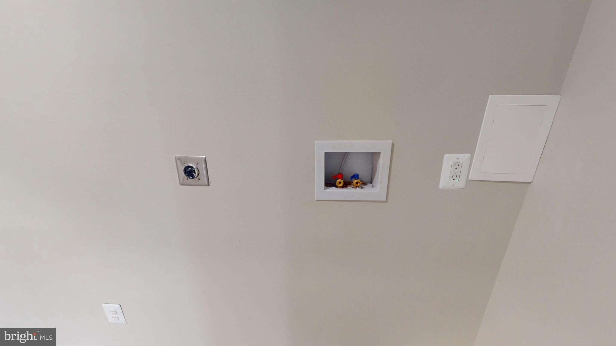 GREENSPRING - Residential