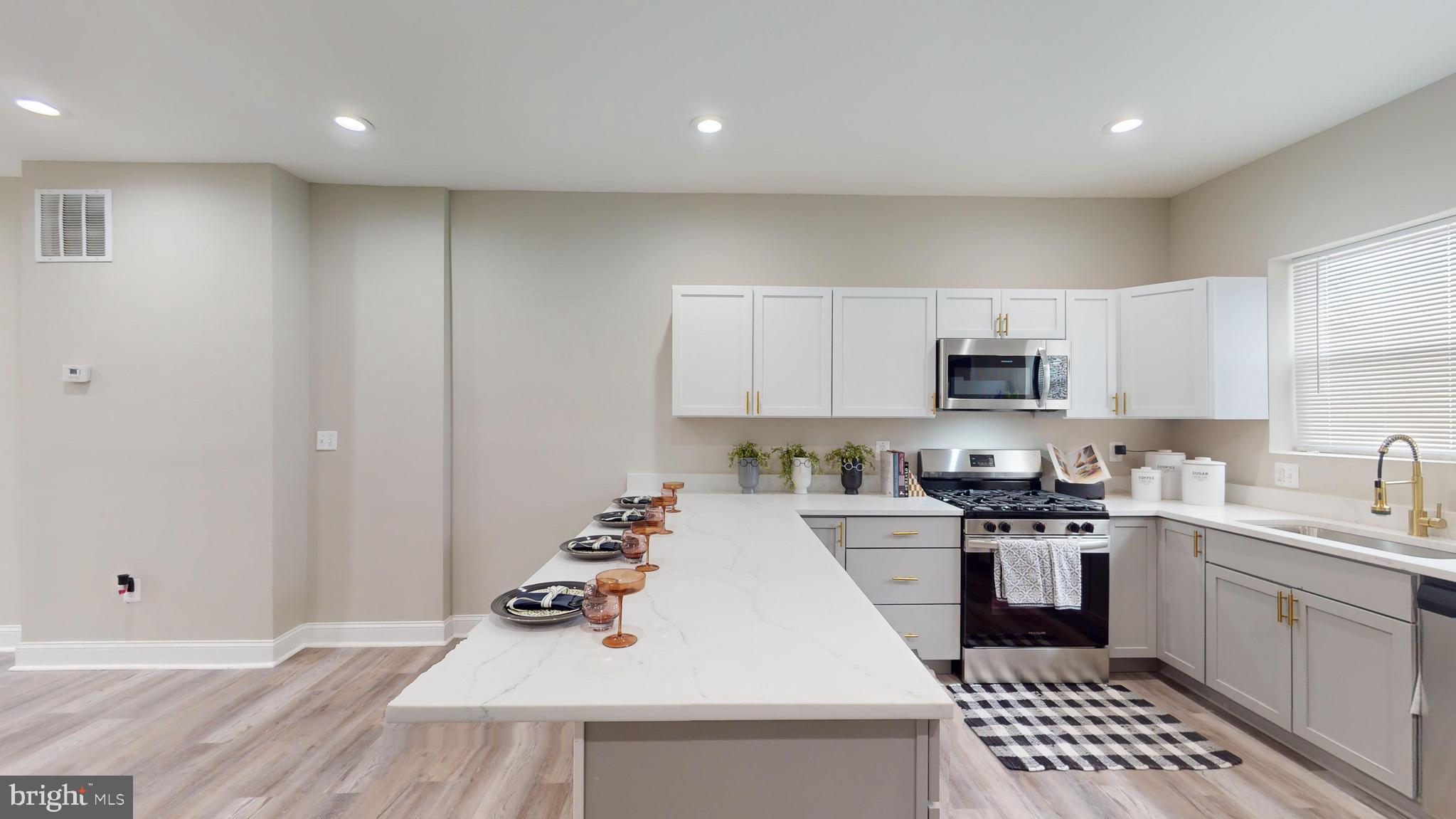 GREENSPRING - Residential