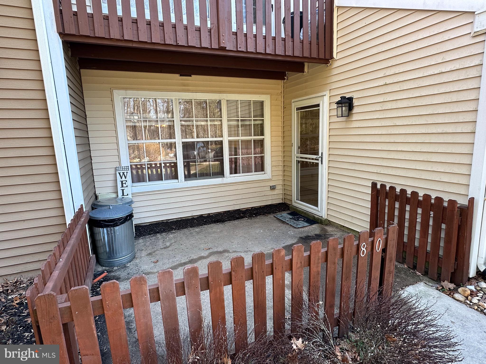 SAW MILL VALLEY - Residential