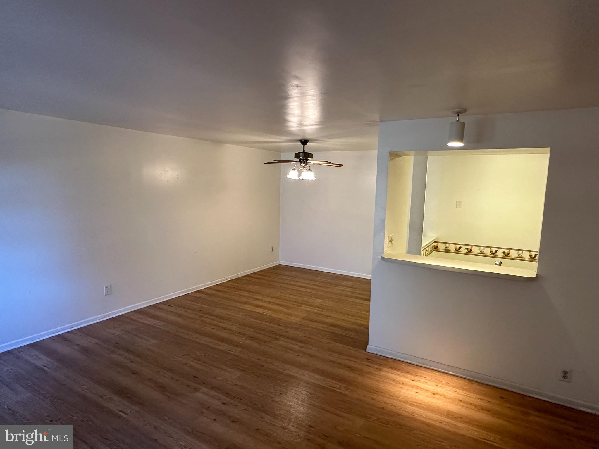 SAW MILL VALLEY - Residential