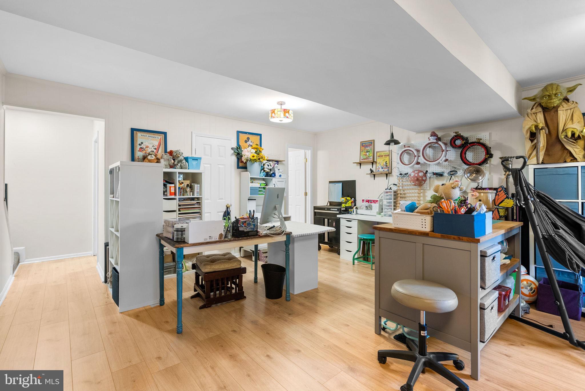 ASHFORD - Residential