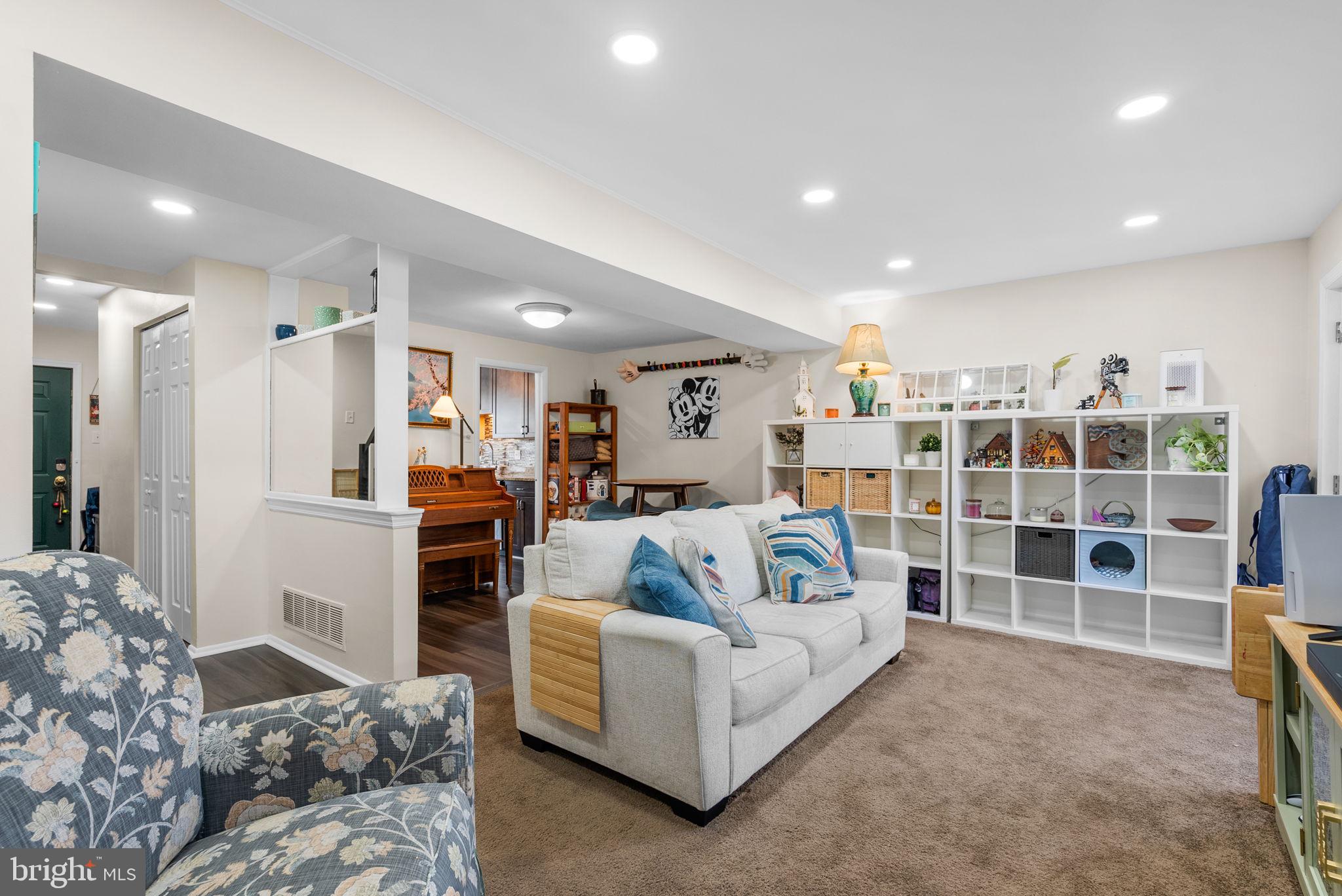 ASHFORD - Residential