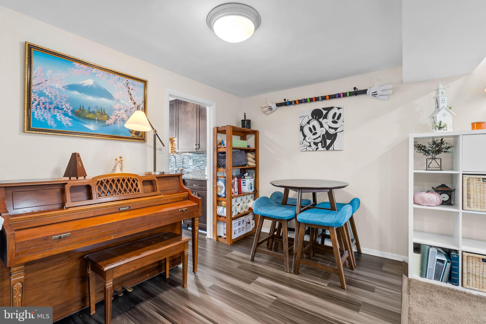 ASHFORD - Residential