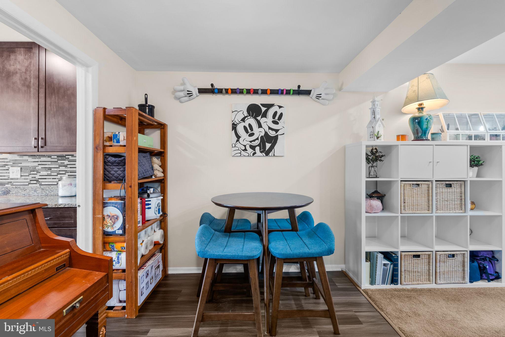 ASHFORD - Residential