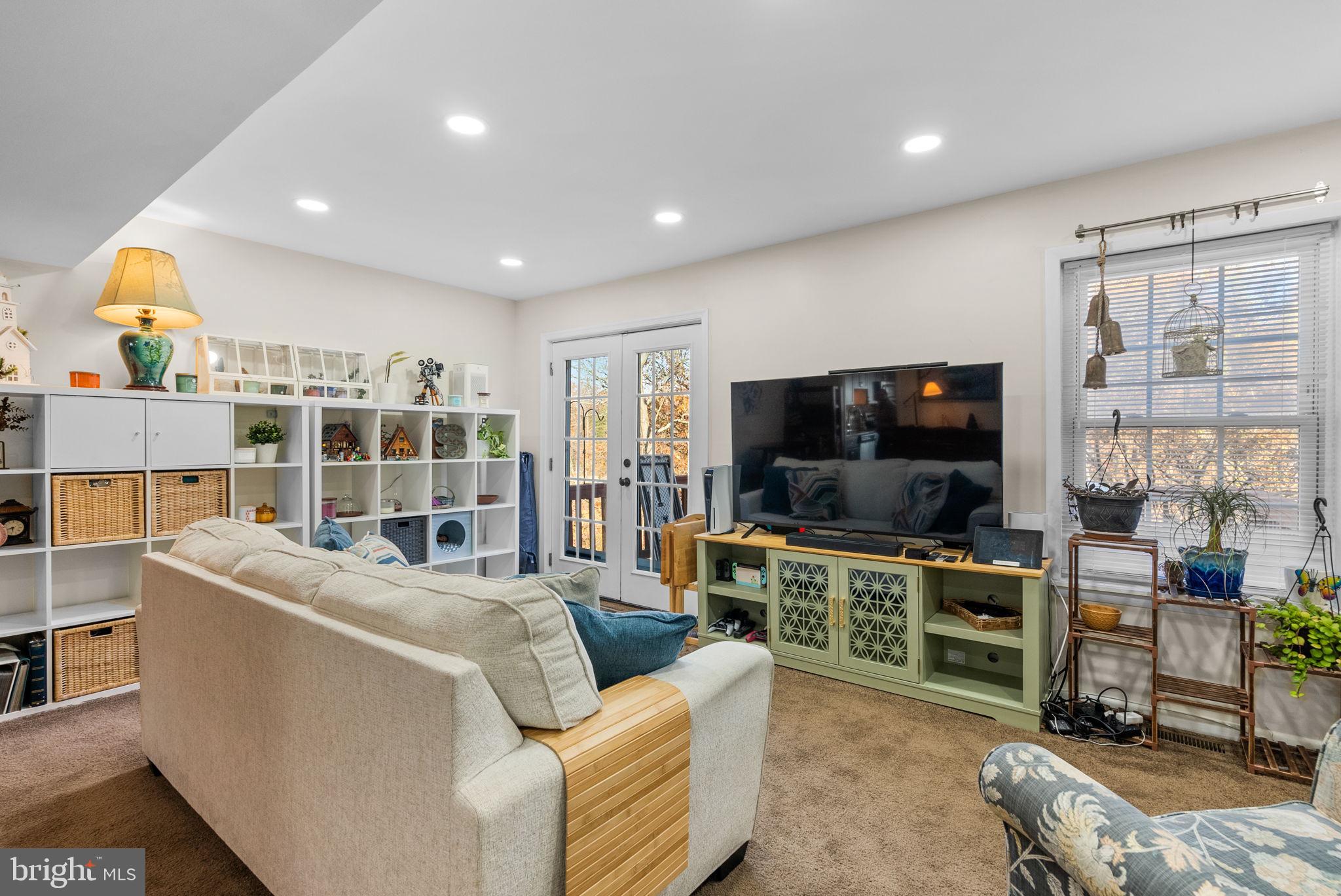 ASHFORD - Residential