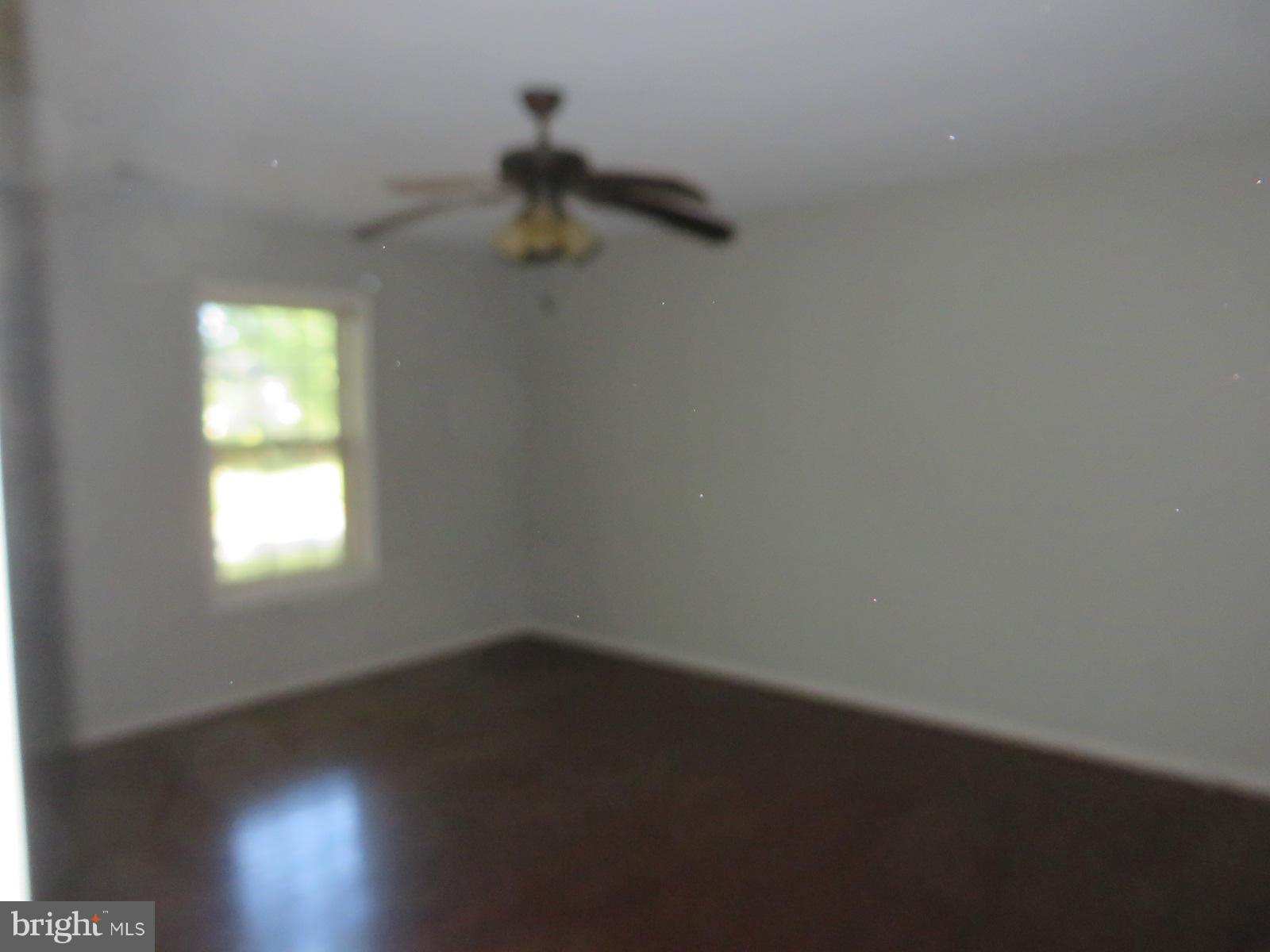 WOLF TRAP WOODS - Residential