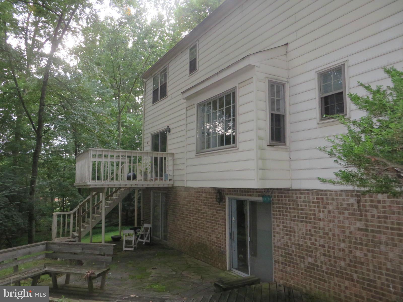 WOLF TRAP WOODS - Residential