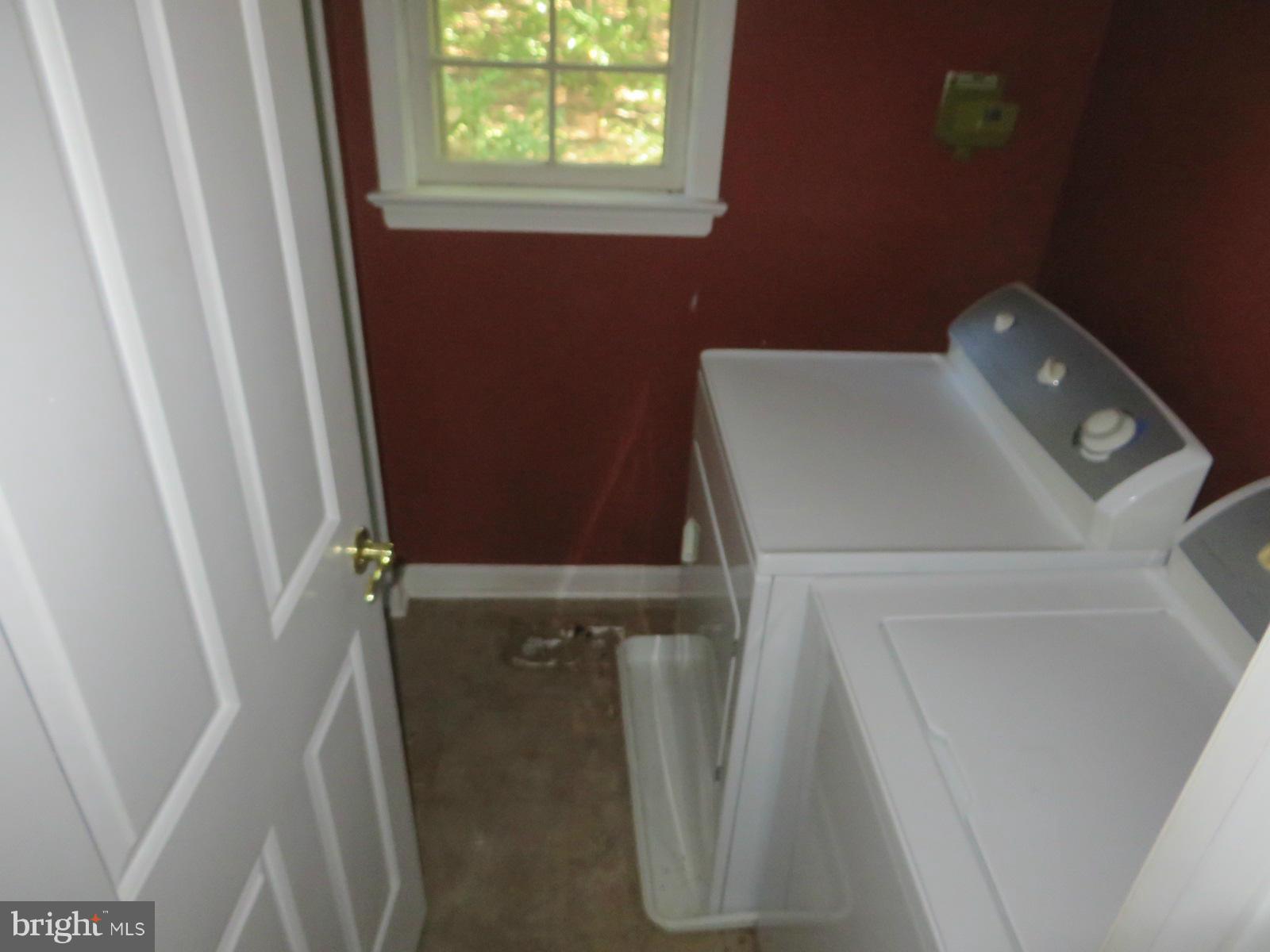 WOLF TRAP WOODS - Residential