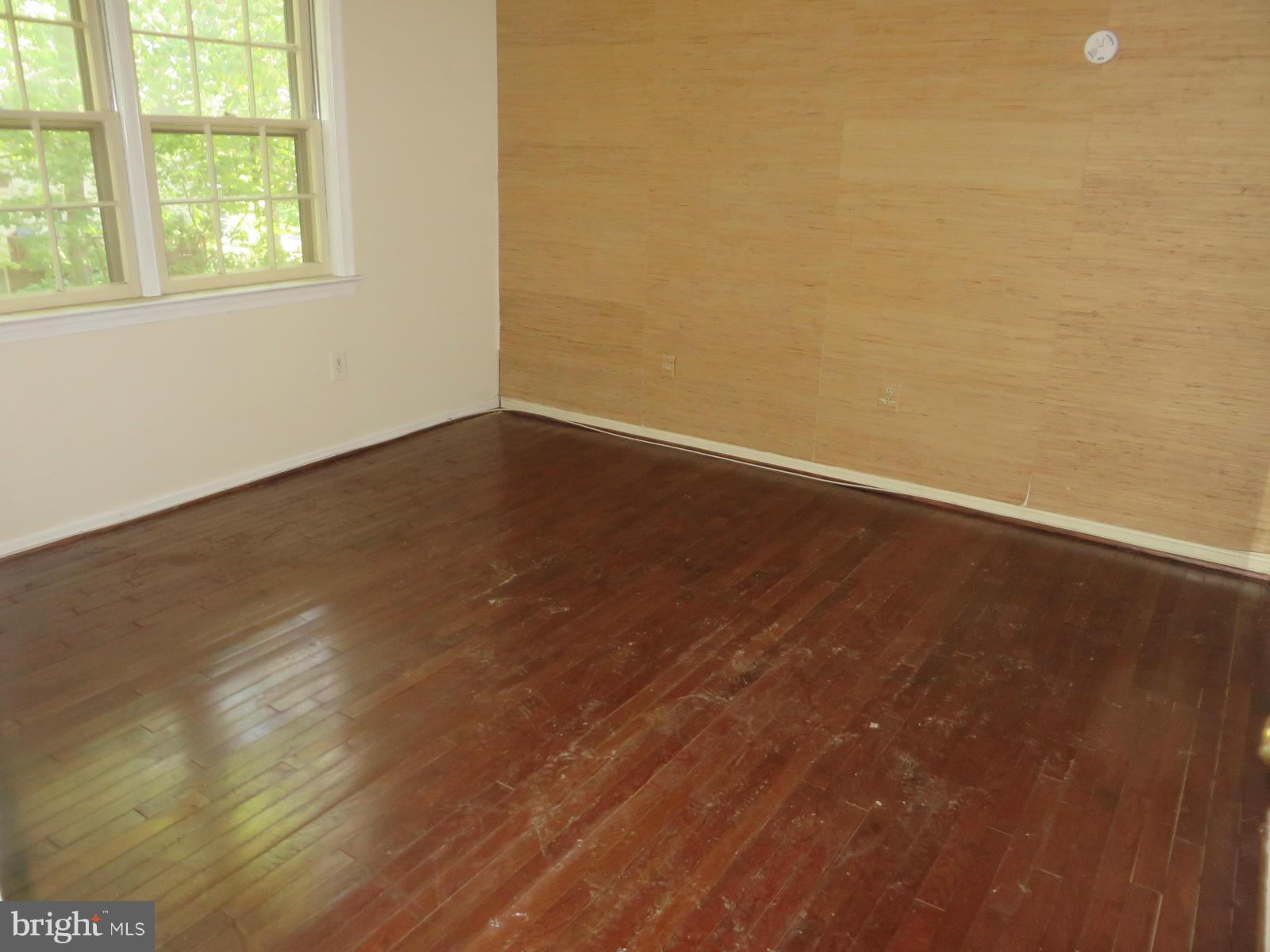 WOLF TRAP WOODS - Residential