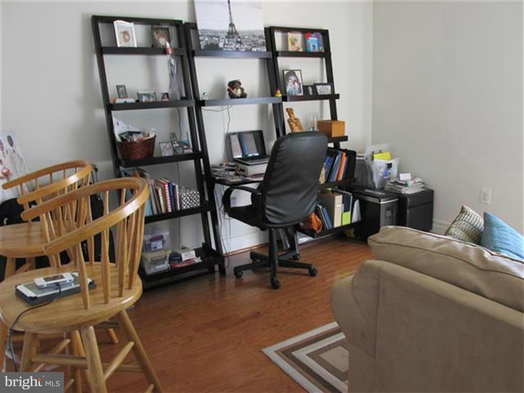 INNER HARBOR - Residential Lease