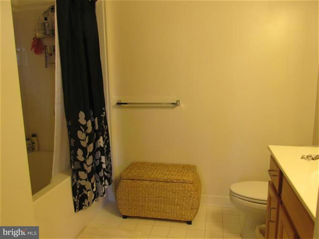 INNER HARBOR - Residential Lease