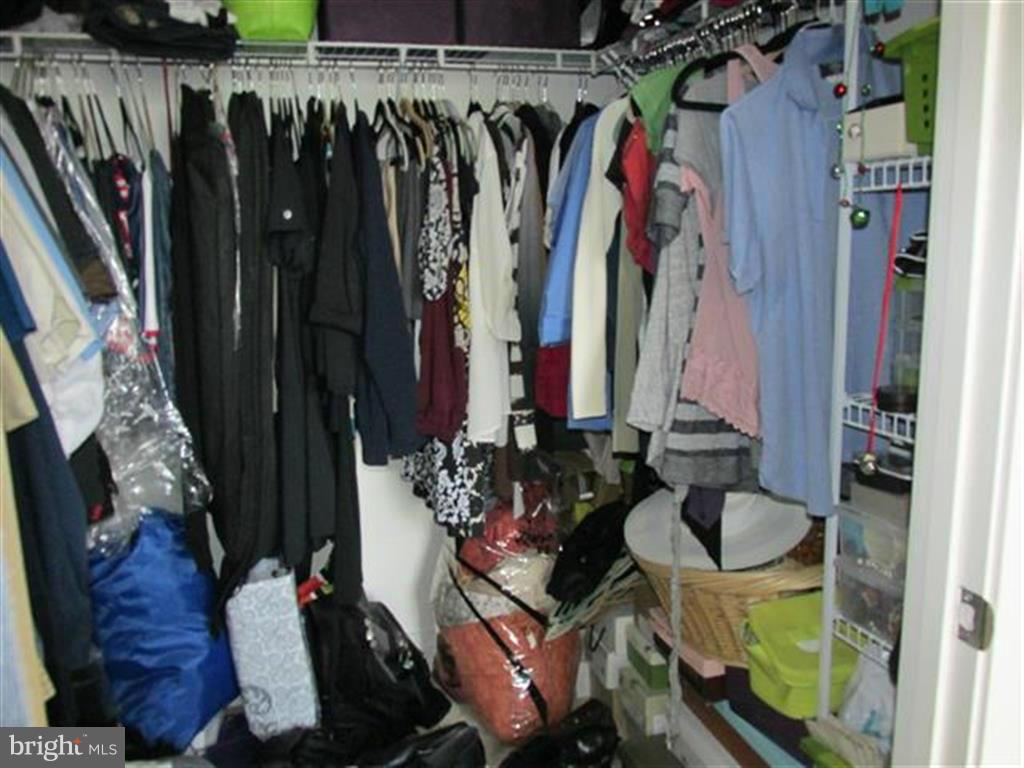 INNER HARBOR - Residential Lease