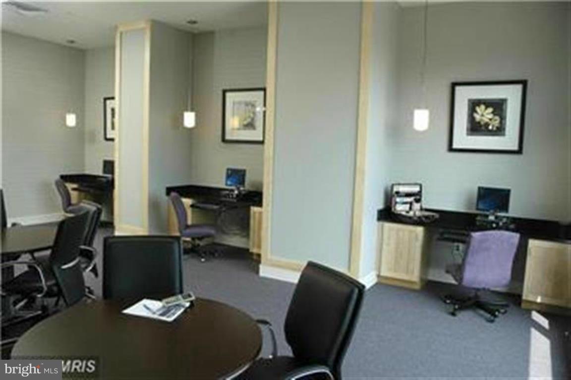 INNER HARBOR - Residential Lease