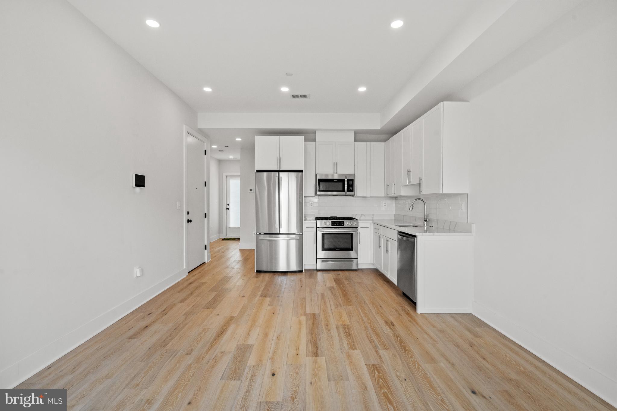 Property Search 1130 PENN STREET NE 6