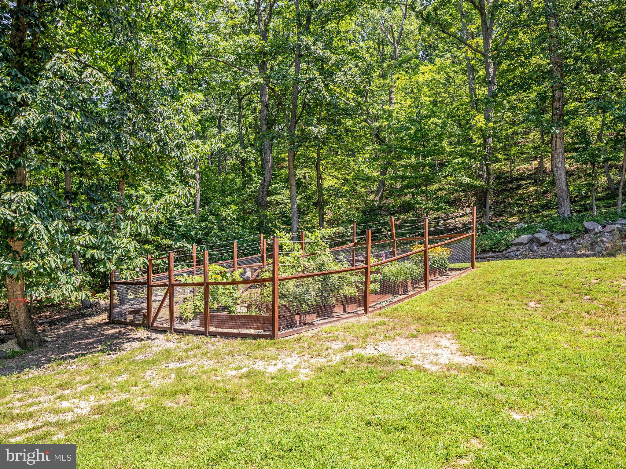 4327 EBENEZER ROAD