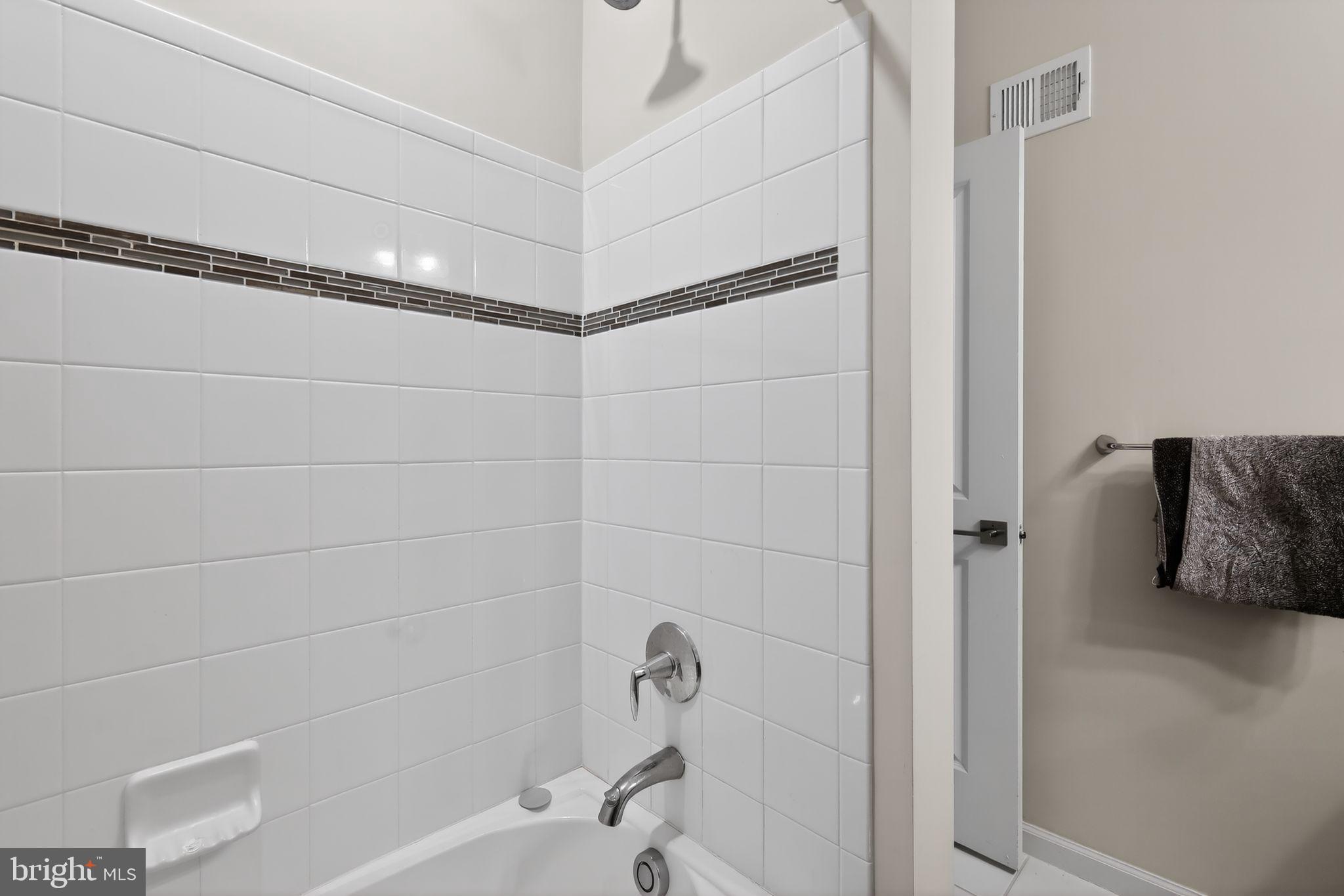 RIDGES AT LOUDOUN VALLEY - Residential